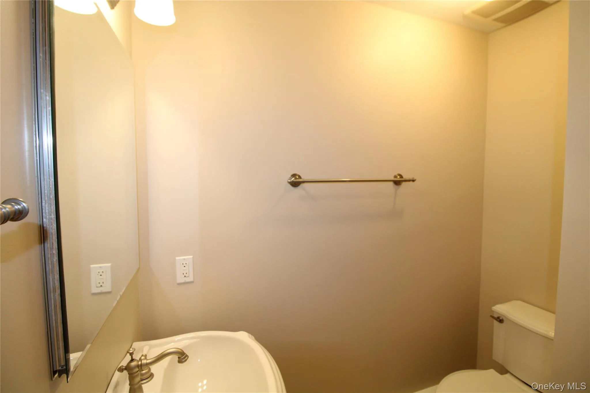 750 Lido Boulevard, Hempstead, NY, 2 Bedrooms Bedrooms, 6 Rooms Rooms,2 BathroomsBathrooms,Residential Lease,For Rent,Lido,0,1016768 750 Lido Boulevard, Hempstead, NY, 2 Bedrooms Bedrooms, 6 Rooms Rooms,2 BathroomsBathrooms,Residential Lease,For Rent,Lido,0,1016768