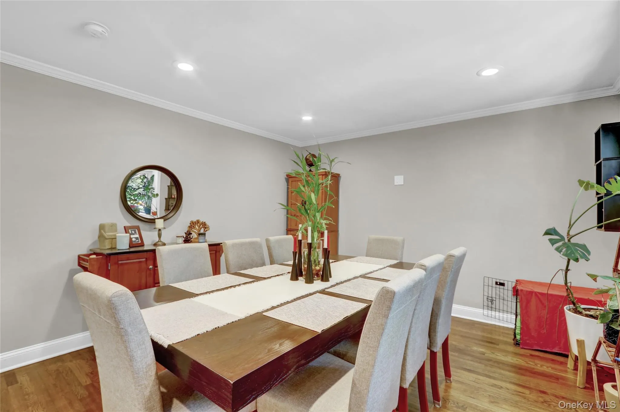 1 Burr Road, Huntington, NY, 4 Bedrooms Bedrooms, 7 Rooms Rooms,2 BathroomsBathrooms,Residential,For Rent,Burr,0,1016769 1 Burr Road, Huntington, NY, 4 Bedrooms Bedrooms, 7 Rooms Rooms,2 BathroomsBathrooms,Residential,For Rent,Burr,0,1016769