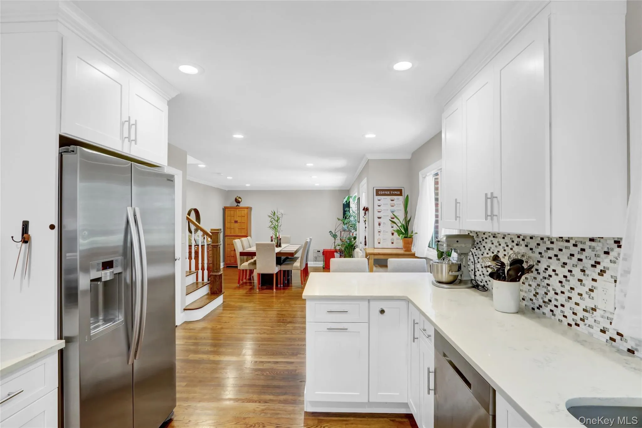 1 Burr Road, Huntington, NY, 4 Bedrooms Bedrooms, 7 Rooms Rooms,2 BathroomsBathrooms,Residential,For Rent,Burr,0,1016769 1 Burr Road, Huntington, NY, 4 Bedrooms Bedrooms, 7 Rooms Rooms,2 BathroomsBathrooms,Residential,For Rent,Burr,0,1016769