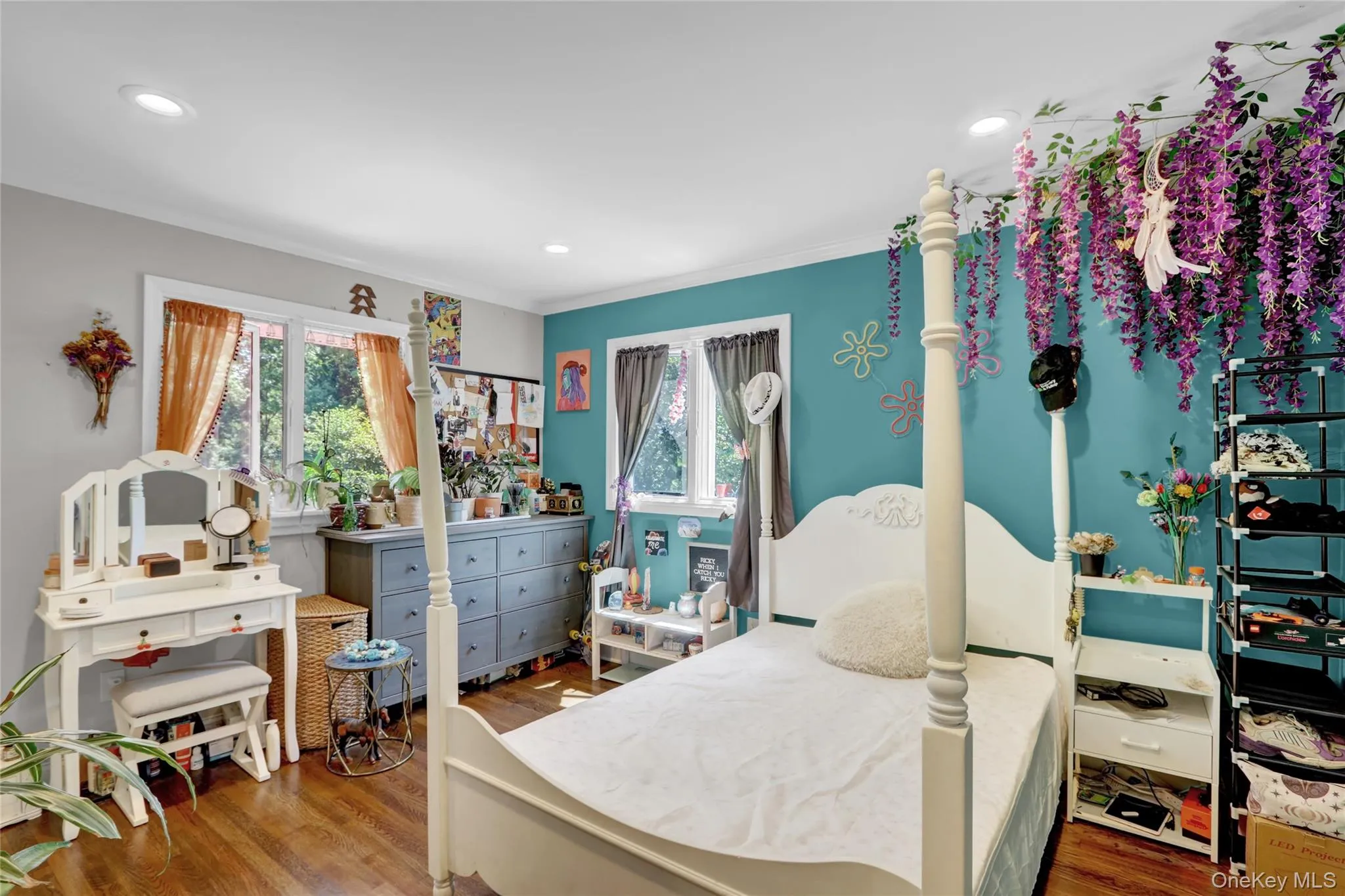 1 Burr Road, Huntington, NY, 4 Bedrooms Bedrooms, 7 Rooms Rooms,2 BathroomsBathrooms,Residential,For Rent,Burr,0,1016769 1 Burr Road, Huntington, NY, 4 Bedrooms Bedrooms, 7 Rooms Rooms,2 BathroomsBathrooms,Residential,For Rent,Burr,0,1016769