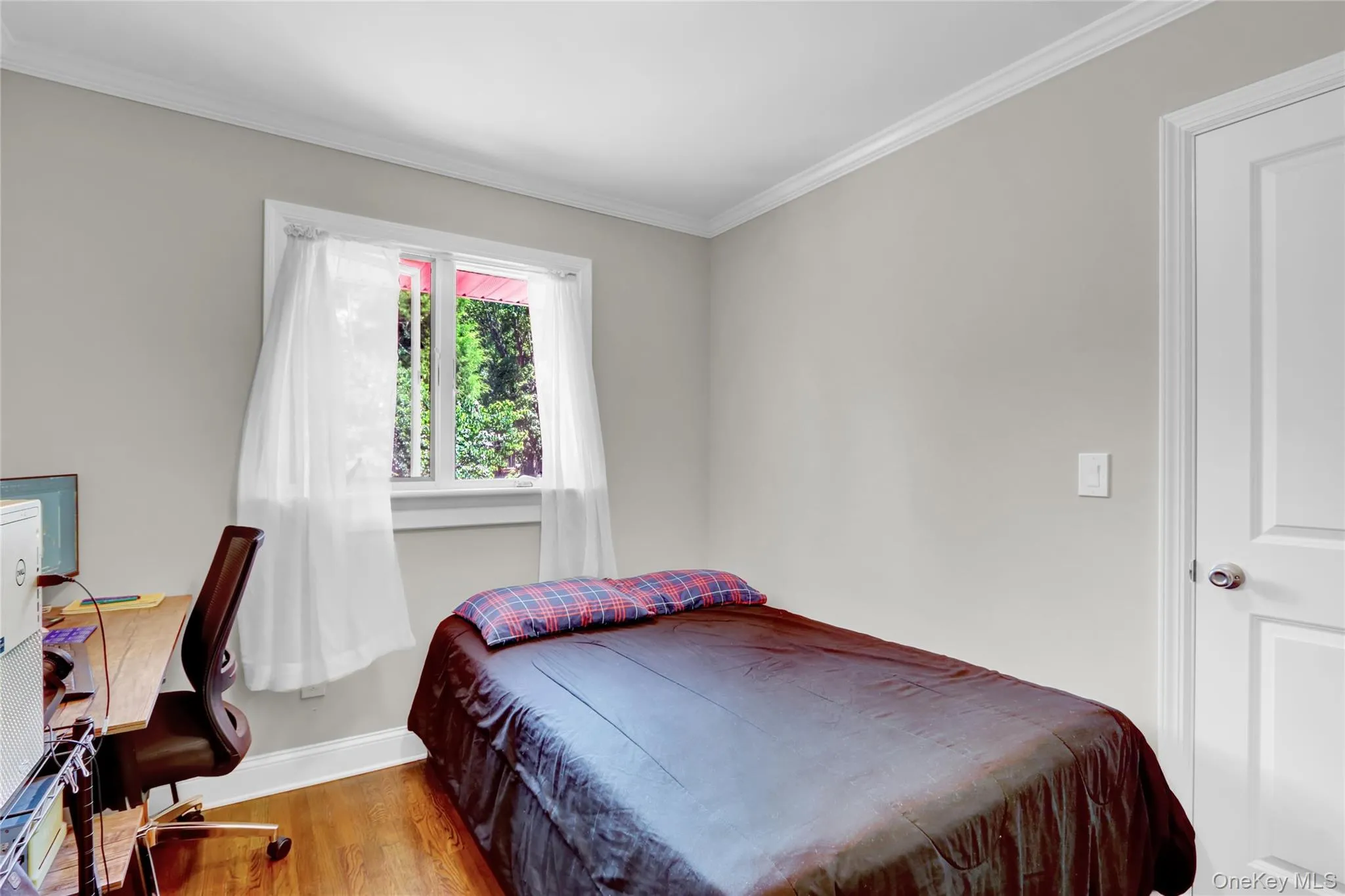 1 Burr Road, Huntington, NY, 4 Bedrooms Bedrooms, 7 Rooms Rooms,2 BathroomsBathrooms,Residential,For Rent,Burr,0,1016769 1 Burr Road, Huntington, NY, 4 Bedrooms Bedrooms, 7 Rooms Rooms,2 BathroomsBathrooms,Residential,For Rent,Burr,0,1016769