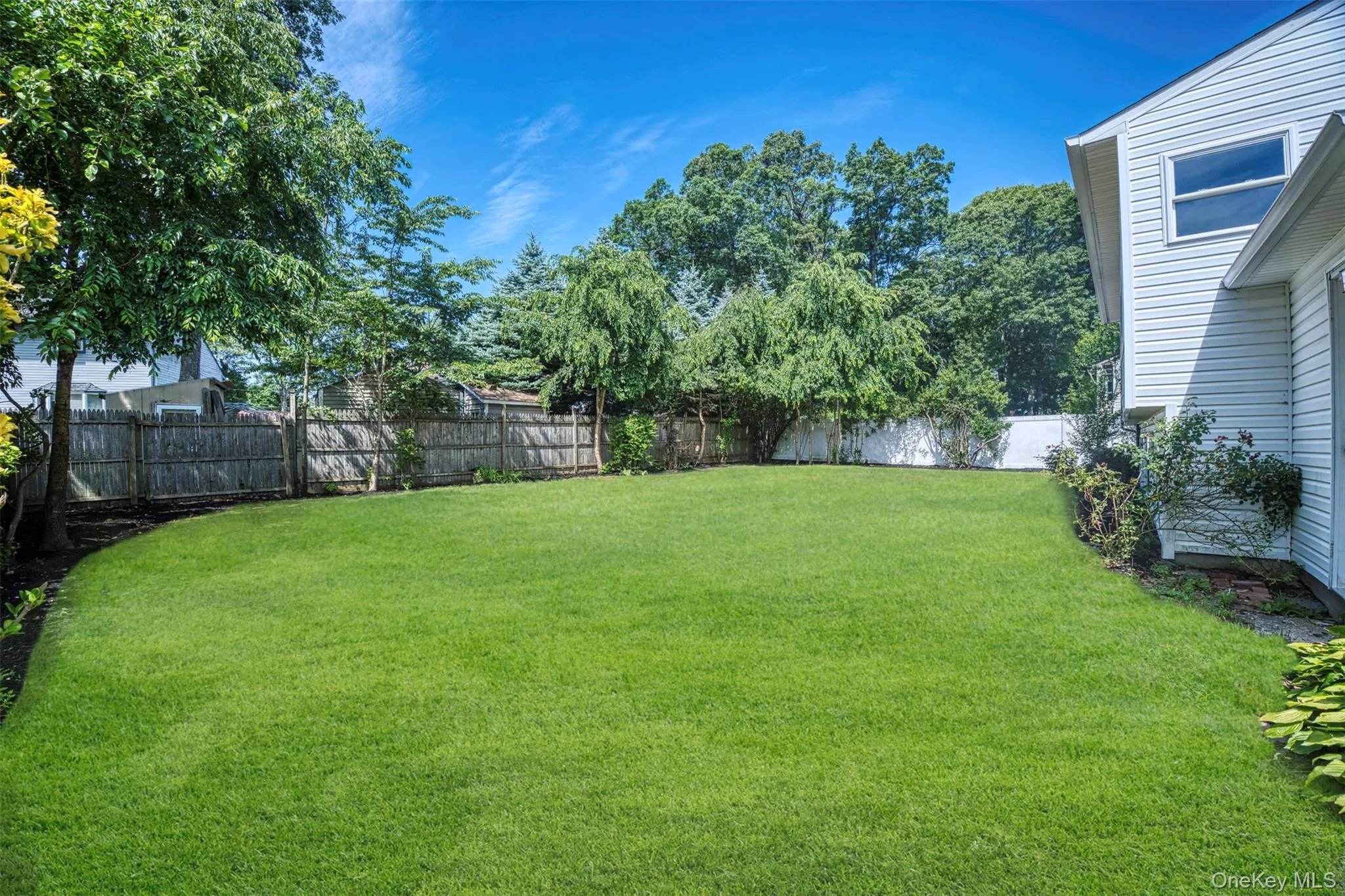 31 Foxwood Drive, Huntington, NY, 3 Bedrooms Bedrooms, 6 Rooms Rooms,2 BathroomsBathrooms,Residential,For Rent,Foxwood,0,KEY1016770 31 Foxwood Drive, Huntington, NY, 3 Bedrooms Bedrooms, 6 Rooms Rooms,2 BathroomsBathrooms,Residential,For Rent,Foxwood,0,KEY1016770