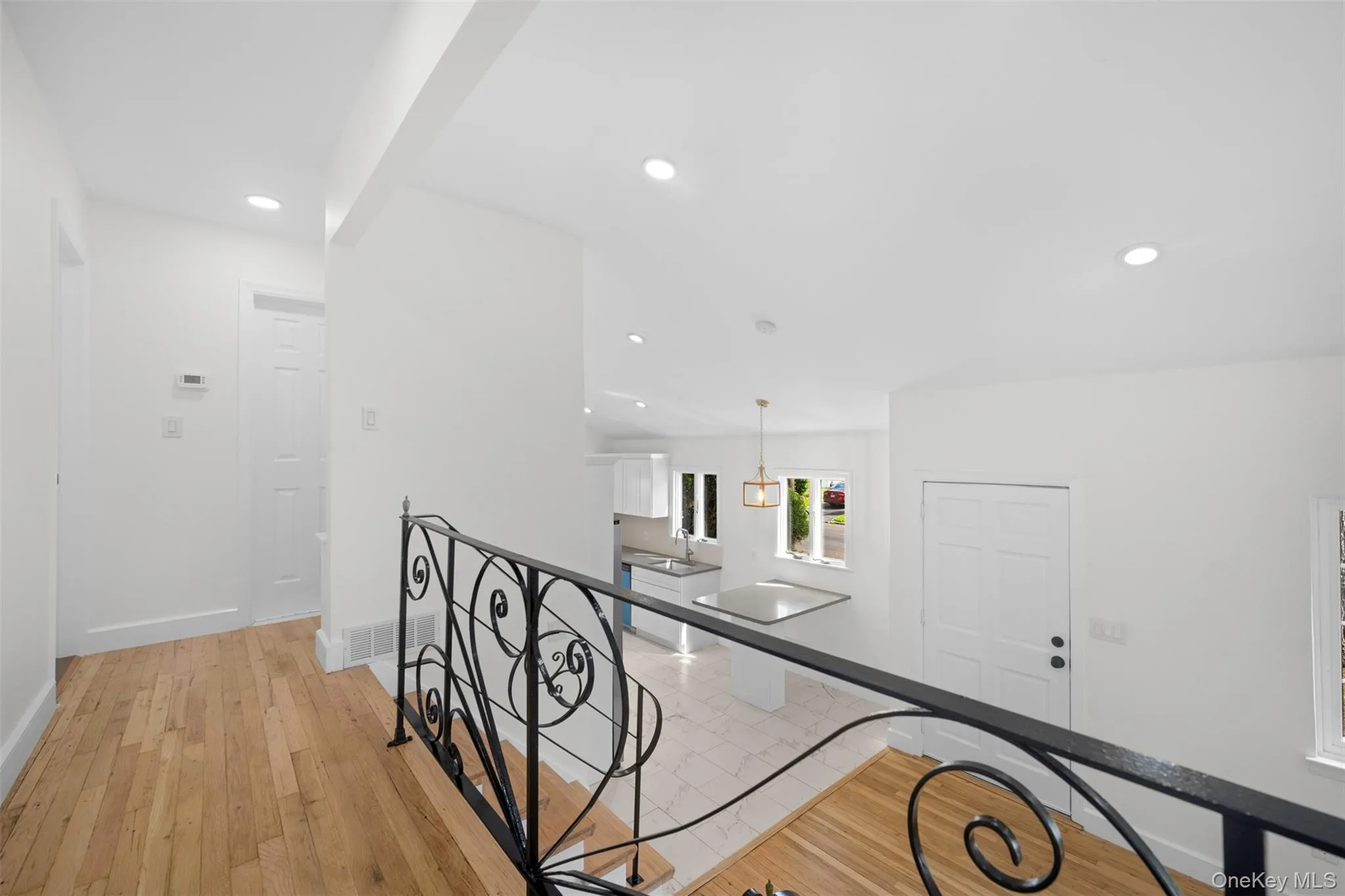 31 Foxwood Drive, Huntington, NY, 3 Bedrooms Bedrooms, 6 Rooms Rooms,2 BathroomsBathrooms,Residential,For Rent,Foxwood,0,KEY1016770 31 Foxwood Drive, Huntington, NY, 3 Bedrooms Bedrooms, 6 Rooms Rooms,2 BathroomsBathrooms,Residential,For Rent,Foxwood,0,KEY1016770