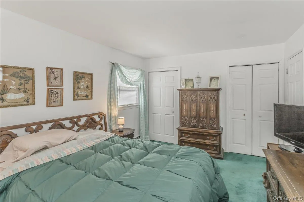 123 Avenue B, Brookhaven, NY, 4 Bedrooms Bedrooms, 11 Rooms Rooms,2 BathroomsBathrooms,Residential,For Rent,Avenue B,0,1016771 123 Avenue B, Brookhaven, NY, 4 Bedrooms Bedrooms, 11 Rooms Rooms,2 BathroomsBathrooms,Residential,For Rent,Avenue B,0,1016771