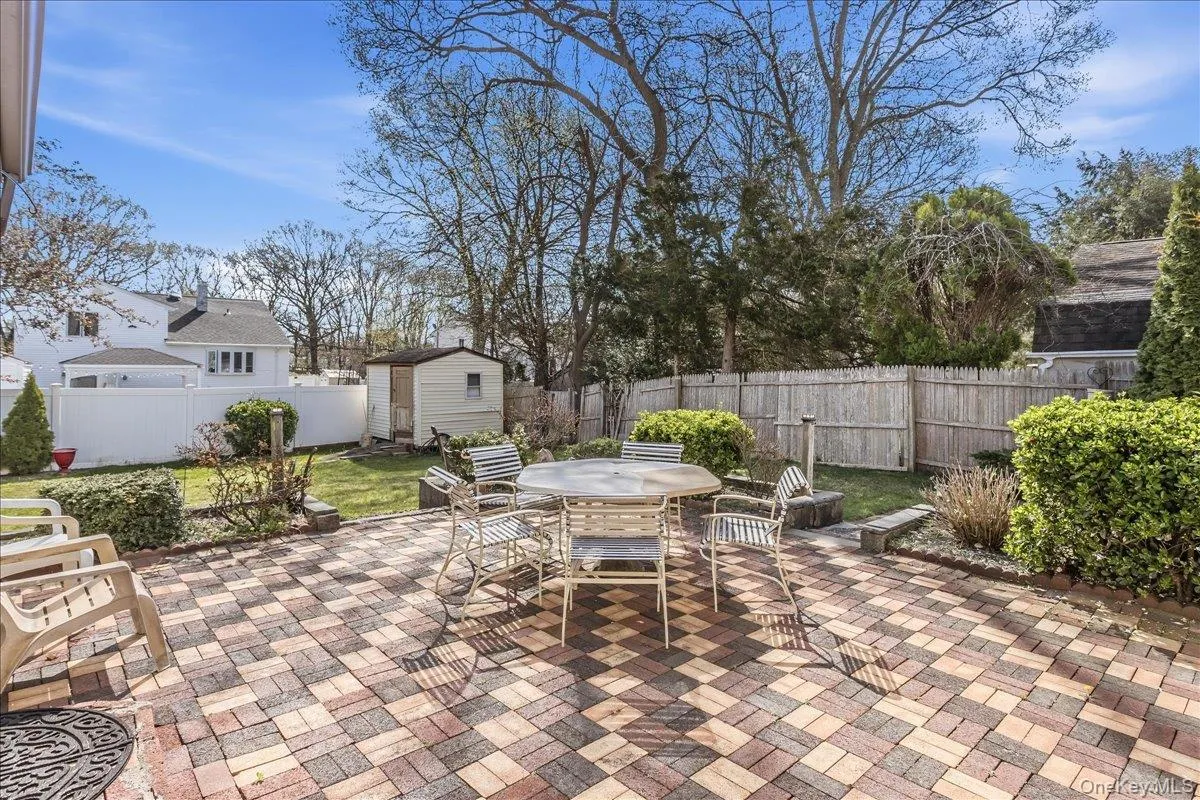 123 Avenue B, Brookhaven, NY, 4 Bedrooms Bedrooms, 11 Rooms Rooms,2 BathroomsBathrooms,Residential,For Rent,Avenue B,0,1016771 123 Avenue B, Brookhaven, NY, 4 Bedrooms Bedrooms, 11 Rooms Rooms,2 BathroomsBathrooms,Residential,For Rent,Avenue B,0,1016771