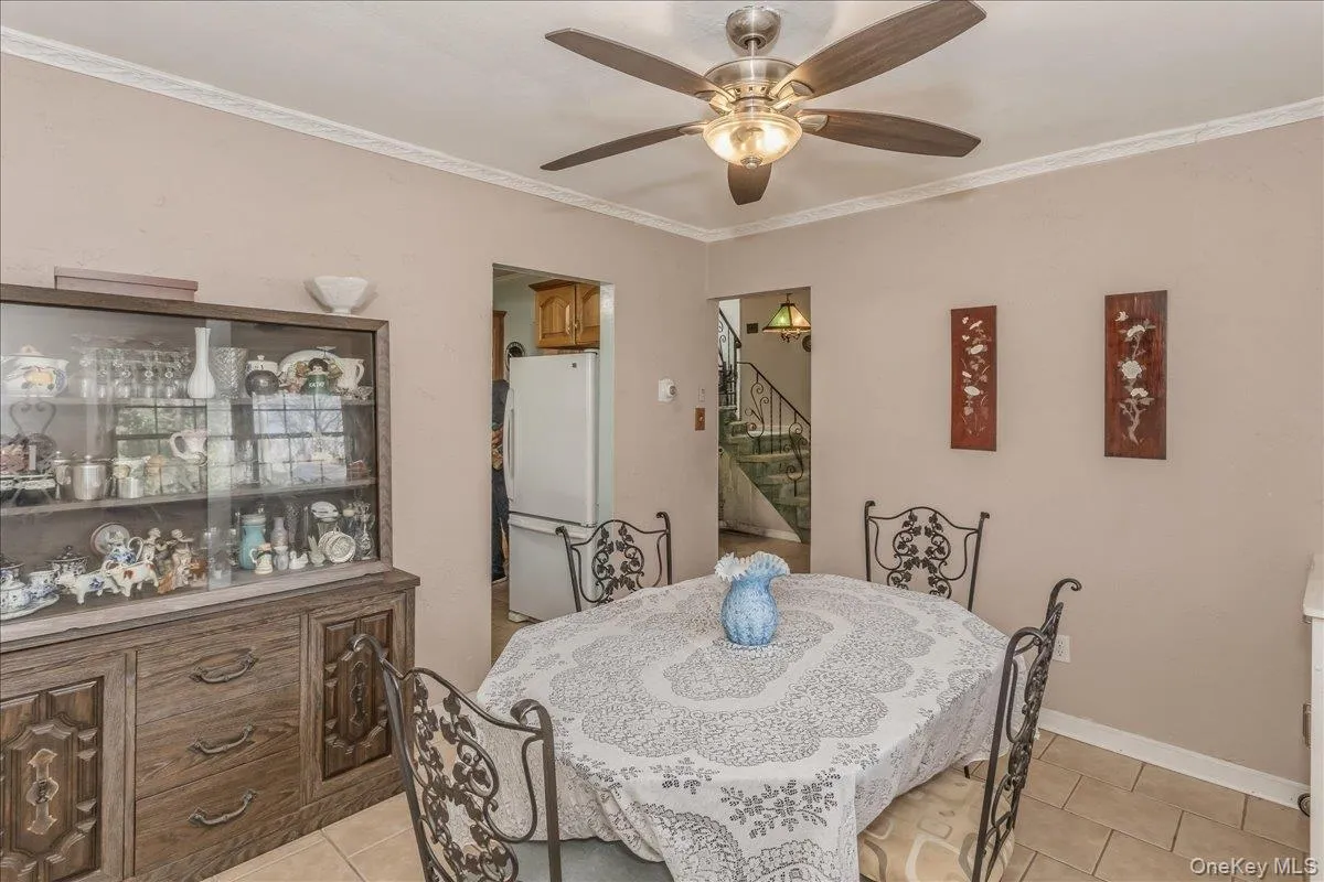 123 Avenue B, Brookhaven, NY, 4 Bedrooms Bedrooms, 11 Rooms Rooms,2 BathroomsBathrooms,Residential,For Rent,Avenue B,0,1016771 123 Avenue B, Brookhaven, NY, 4 Bedrooms Bedrooms, 11 Rooms Rooms,2 BathroomsBathrooms,Residential,For Rent,Avenue B,0,1016771
