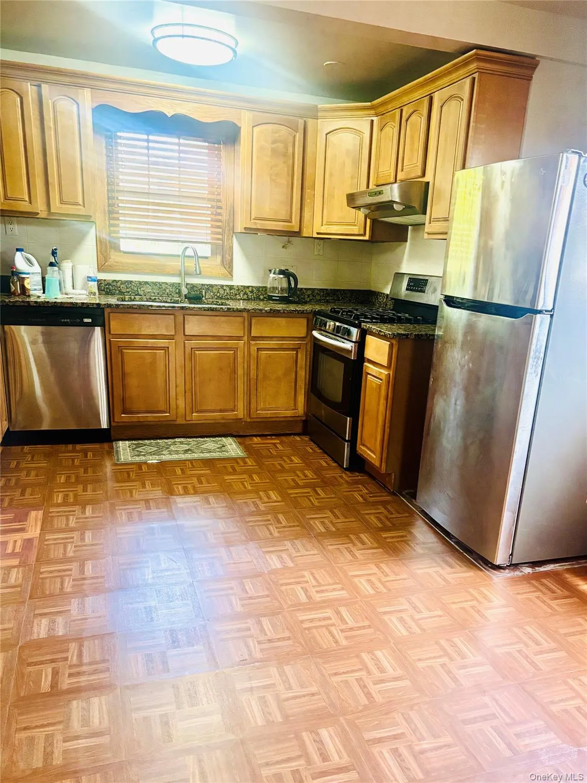 535 Cross Street, North Hempstead, NY, 3 Bedrooms Bedrooms, 6 Rooms Rooms,2 BathroomsBathrooms,Residential,For Rent,Cross,0,1016775 535 Cross Street, North Hempstead, NY, 3 Bedrooms Bedrooms, 6 Rooms Rooms,2 BathroomsBathrooms,Residential,For Rent,Cross,0,1016775