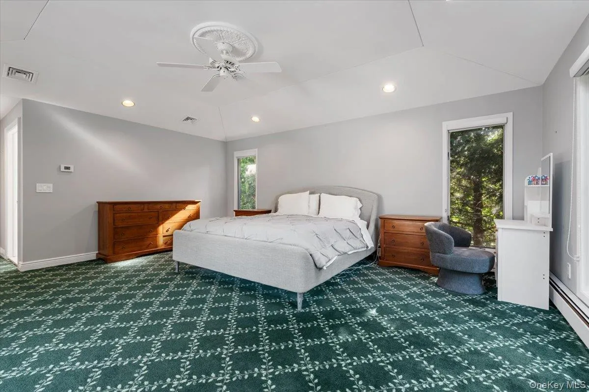 18 Hickman Street, Oyster Bay, NY, 4 Bedrooms Bedrooms, 11 Rooms Rooms,3 BathroomsBathrooms,Residential,For Rent,Hickman,0,1016780 18 Hickman Street, Oyster Bay, NY, 4 Bedrooms Bedrooms, 11 Rooms Rooms,3 BathroomsBathrooms,Residential,For Rent,Hickman,0,1016780