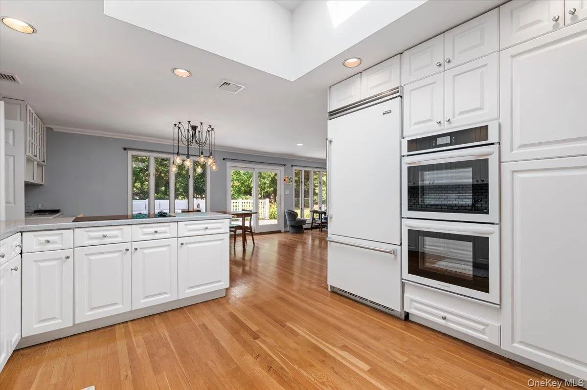18 Hickman Street, Oyster Bay, NY, 4 Bedrooms Bedrooms, 11 Rooms Rooms,3 BathroomsBathrooms,Residential,For Rent,Hickman,0,1016780 18 Hickman Street, Oyster Bay, NY, 4 Bedrooms Bedrooms, 11 Rooms Rooms,3 BathroomsBathrooms,Residential,For Rent,Hickman,0,1016780