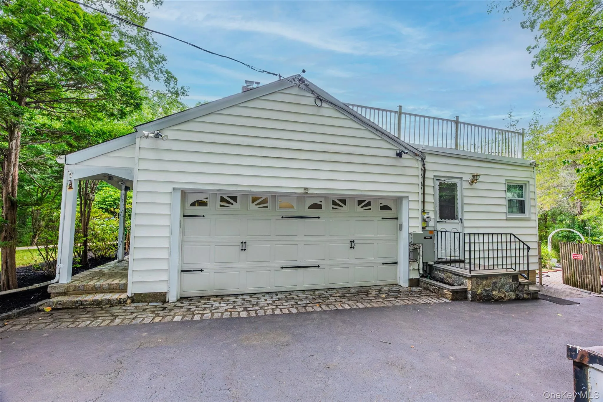 25 Sugar Toms Ridge, Oyster Bay, NY, 4 Bedrooms Bedrooms, 8 Rooms Rooms,3 BathroomsBathrooms,Residential,For Rent,Sugar Toms,0,1016781 25 Sugar Toms Ridge, Oyster Bay, NY, 4 Bedrooms Bedrooms, 8 Rooms Rooms,3 BathroomsBathrooms,Residential,For Rent,Sugar Toms,0,1016781