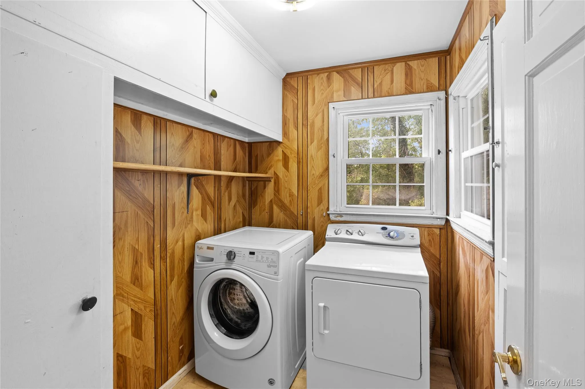25 Sugar Toms Ridge, Oyster Bay, NY, 4 Bedrooms Bedrooms, 8 Rooms Rooms,3 BathroomsBathrooms,Residential,For Rent,Sugar Toms,0,1016781 25 Sugar Toms Ridge, Oyster Bay, NY, 4 Bedrooms Bedrooms, 8 Rooms Rooms,3 BathroomsBathrooms,Residential,For Rent,Sugar Toms,0,1016781