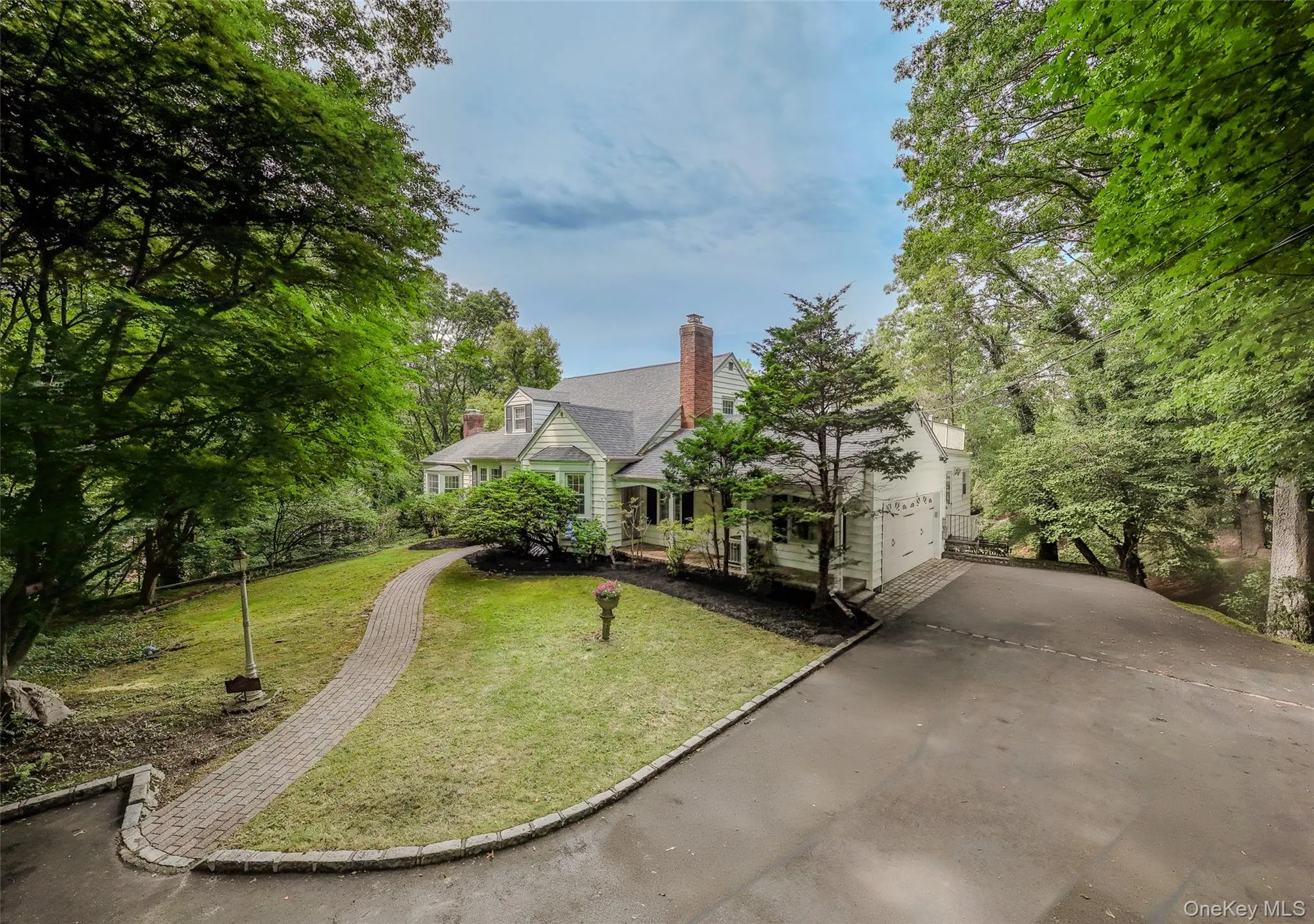25 Sugar Toms Ridge, Oyster Bay, NY, 4 Bedrooms Bedrooms, 8 Rooms Rooms,3 BathroomsBathrooms,Residential,For Rent,Sugar Toms,0,1016781 25 Sugar Toms Ridge, Oyster Bay, NY, 4 Bedrooms Bedrooms, 8 Rooms Rooms,3 BathroomsBathrooms,Residential,For Rent,Sugar Toms,0,1016781