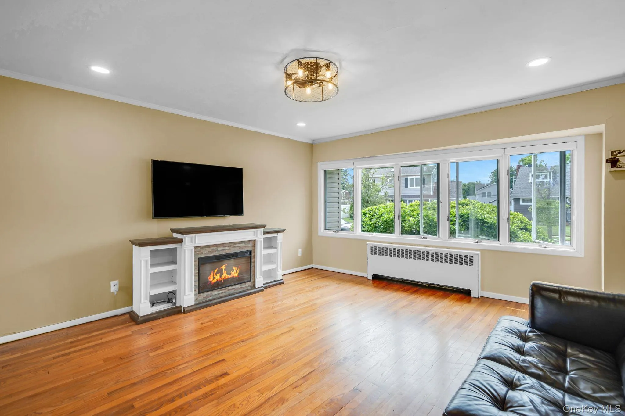 2055 Alan Drive, Hempstead, NY, 4 Bedrooms Bedrooms, 7 Rooms Rooms,2 BathroomsBathrooms,Residential,For Rent,Alan,0,KEY1016782 2055 Alan Drive, Hempstead, NY, 4 Bedrooms Bedrooms, 7 Rooms Rooms,2 BathroomsBathrooms,Residential,For Rent,Alan,0,KEY1016782