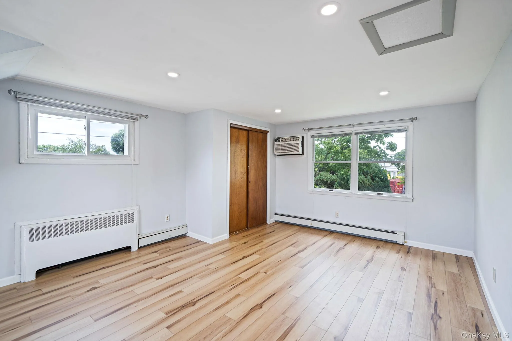 2055 Alan Drive, Hempstead, NY, 4 Bedrooms Bedrooms, 7 Rooms Rooms,2 BathroomsBathrooms,Residential,For Rent,Alan,0,KEY1016782 2055 Alan Drive, Hempstead, NY, 4 Bedrooms Bedrooms, 7 Rooms Rooms,2 BathroomsBathrooms,Residential,For Rent,Alan,0,KEY1016782