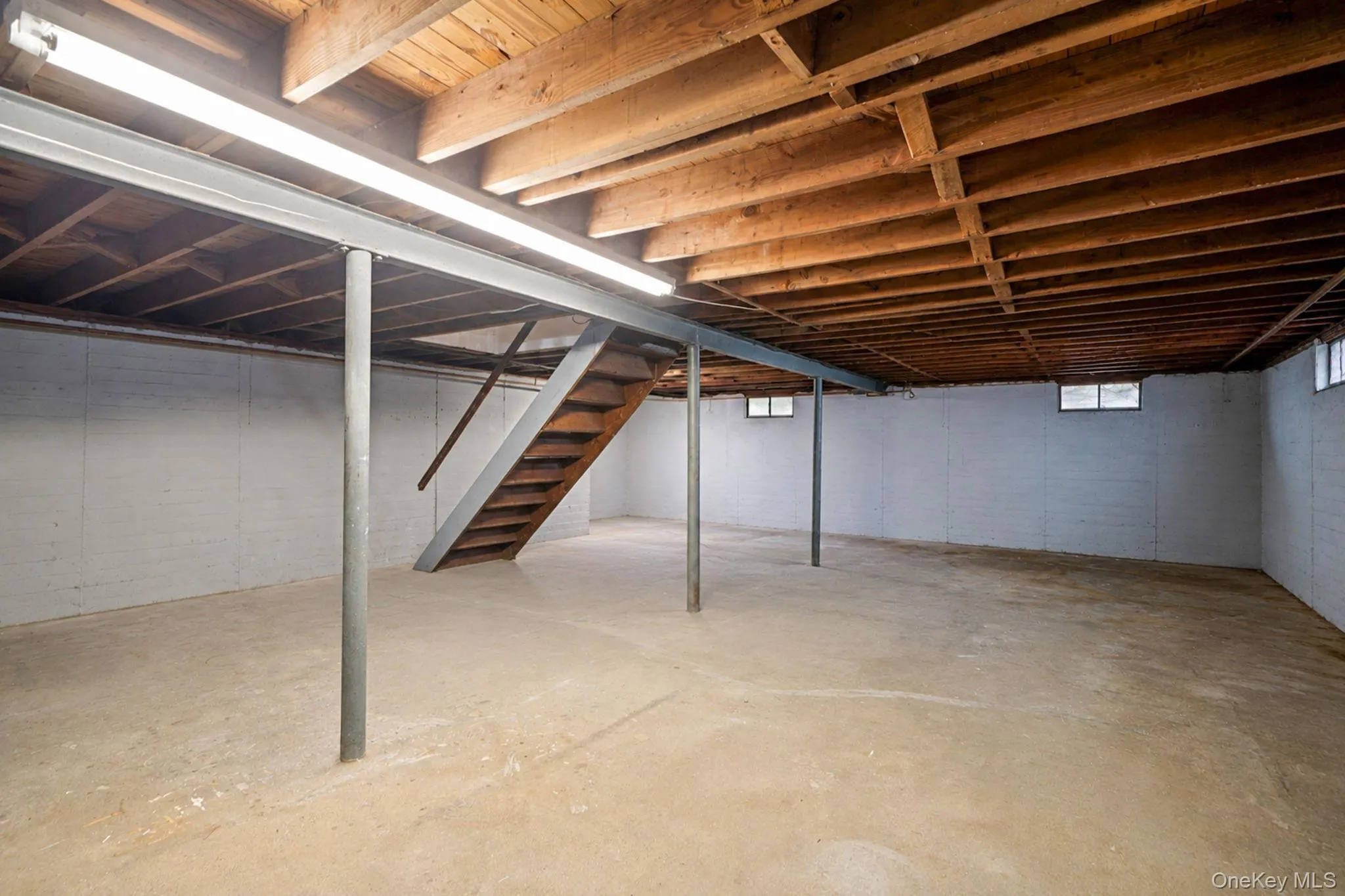 2055 Alan Drive, Hempstead, NY, 4 Bedrooms Bedrooms, 7 Rooms Rooms,2 BathroomsBathrooms,Residential,For Rent,Alan,0,KEY1016782 2055 Alan Drive, Hempstead, NY, 4 Bedrooms Bedrooms, 7 Rooms Rooms,2 BathroomsBathrooms,Residential,For Rent,Alan,0,KEY1016782