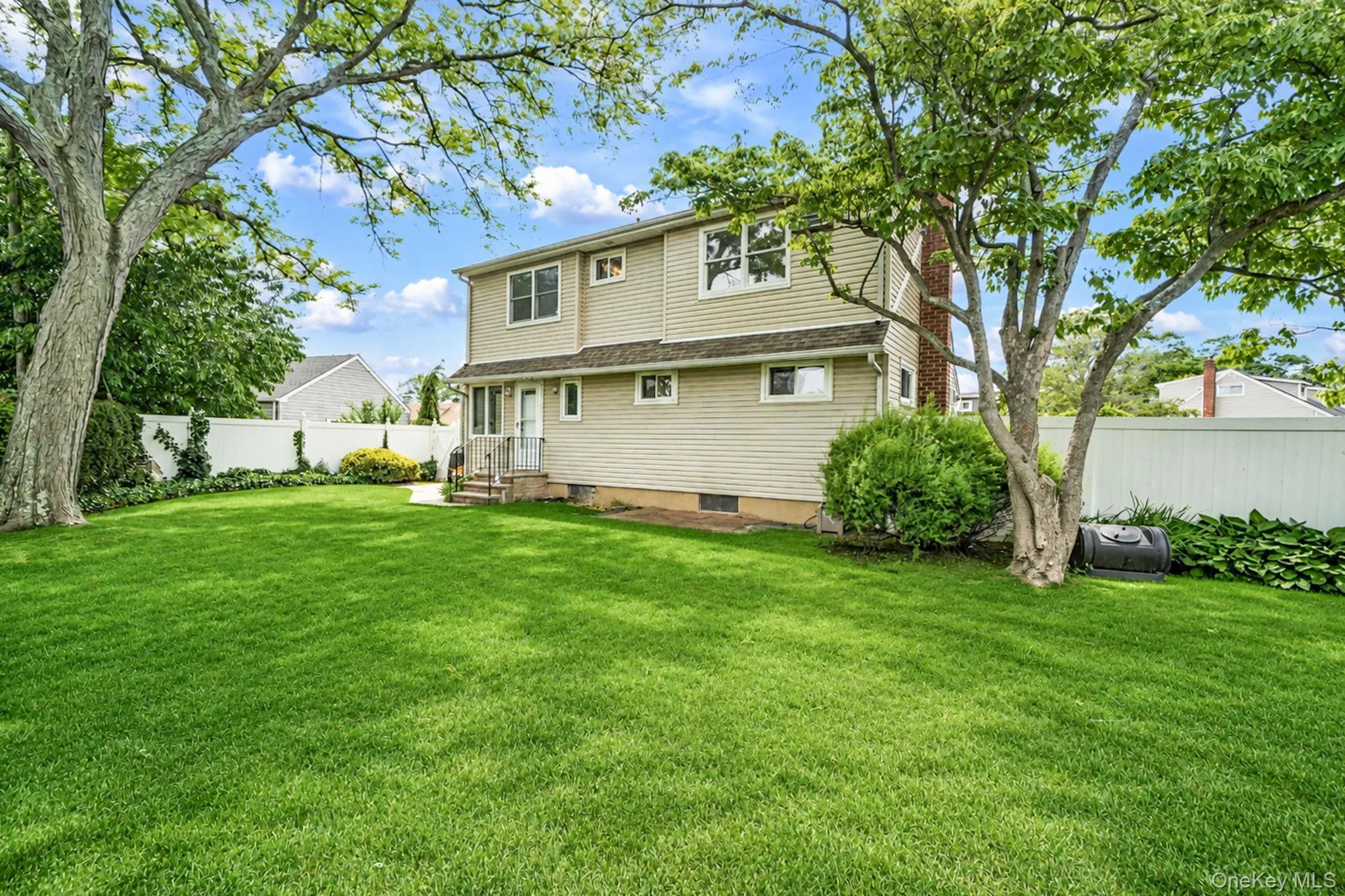 2055 Alan Drive, Hempstead, NY, 4 Bedrooms Bedrooms, 7 Rooms Rooms,2 BathroomsBathrooms,Residential,For Rent,Alan,0,KEY1016782 2055 Alan Drive, Hempstead, NY, 4 Bedrooms Bedrooms, 7 Rooms Rooms,2 BathroomsBathrooms,Residential,For Rent,Alan,0,KEY1016782