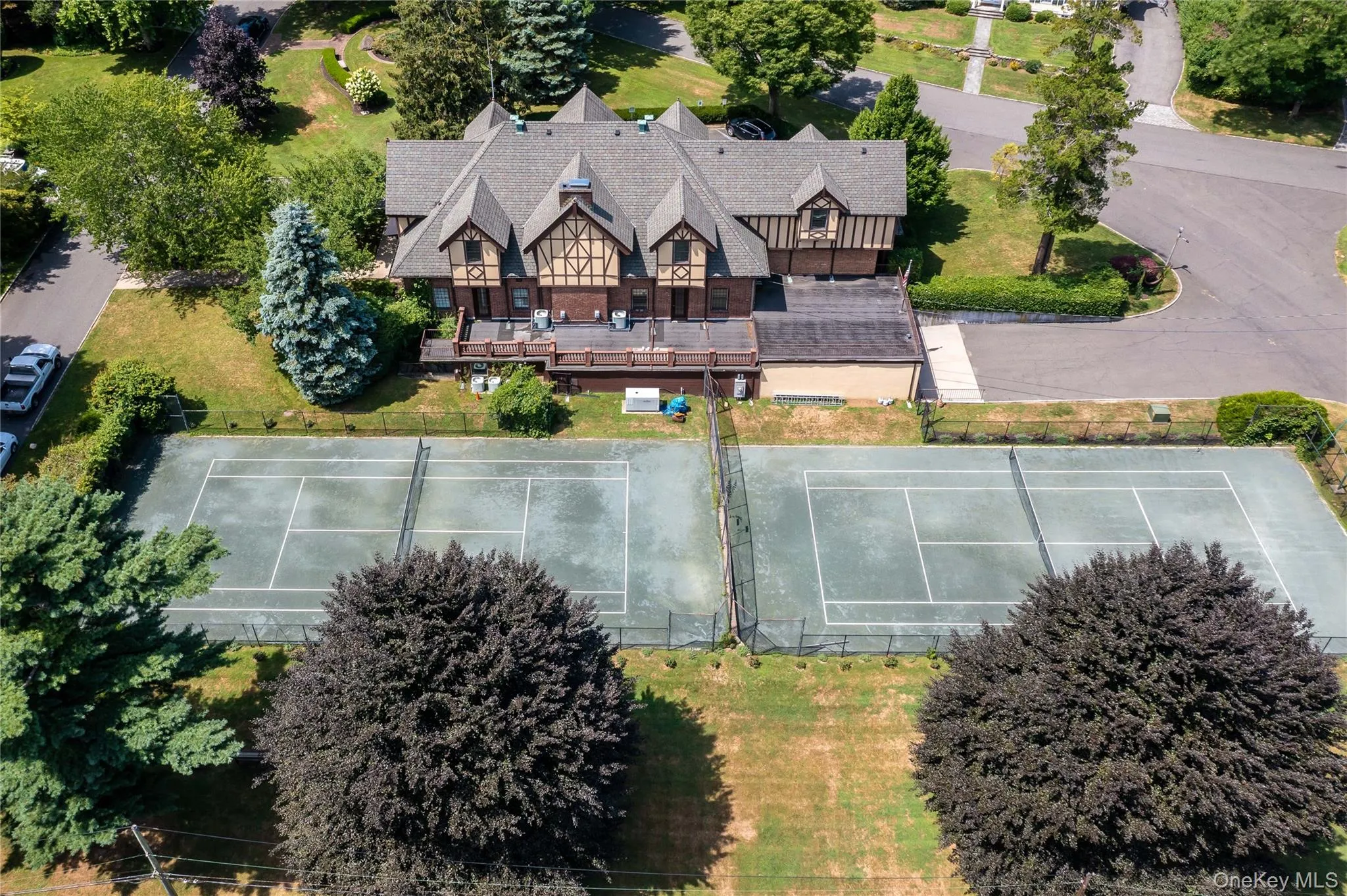 77 Brookside Drive, North Hempstead, NY, 5 Bedrooms Bedrooms, 10 Rooms Rooms,4 BathroomsBathrooms,Residential,For Rent,Brookside,0,1016783 77 Brookside Drive, North Hempstead, NY, 5 Bedrooms Bedrooms, 10 Rooms Rooms,4 BathroomsBathrooms,Residential,For Rent,Brookside,0,1016783