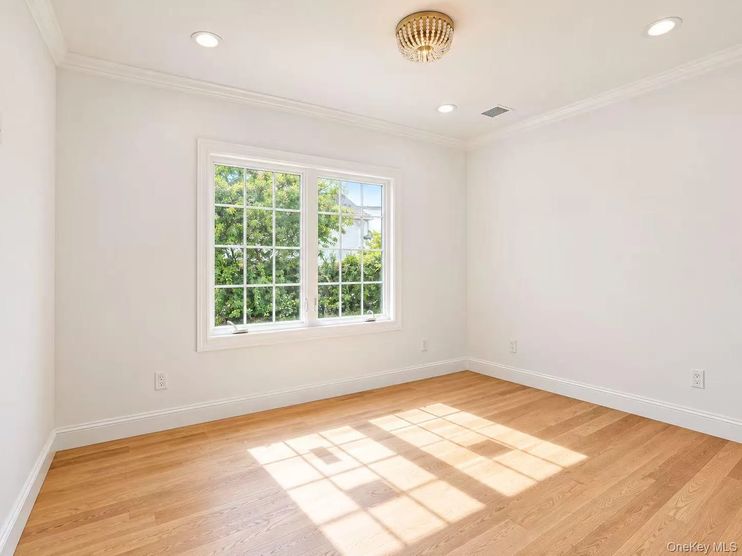 112 Columbia Drive, Oyster Bay, NY, 5 Bedrooms Bedrooms, 13 Rooms Rooms,4 BathroomsBathrooms,Residential,For Rent,Columbia,0,1016784 112 Columbia Drive, Oyster Bay, NY, 5 Bedrooms Bedrooms, 13 Rooms Rooms,4 BathroomsBathrooms,Residential,For Rent,Columbia,0,1016784
