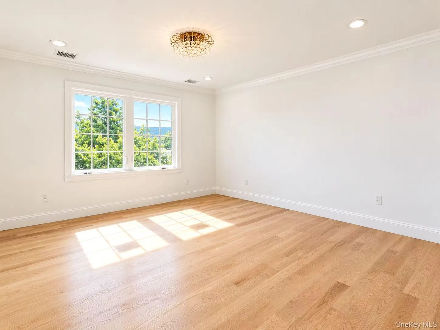 112 Columbia Drive, Oyster Bay, NY, 5 Bedrooms Bedrooms, 13 Rooms Rooms,4 BathroomsBathrooms,Residential,For Rent,Columbia,0,1016784 112 Columbia Drive, Oyster Bay, NY, 5 Bedrooms Bedrooms, 13 Rooms Rooms,4 BathroomsBathrooms,Residential,For Rent,Columbia,0,1016784