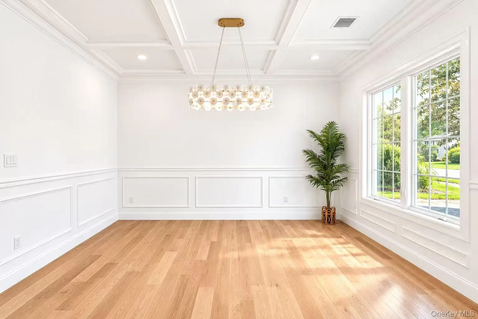 112 Columbia Drive, Oyster Bay, NY, 5 Bedrooms Bedrooms, 13 Rooms Rooms,4 BathroomsBathrooms,Residential,For Rent,Columbia,0,1016784 112 Columbia Drive, Oyster Bay, NY, 5 Bedrooms Bedrooms, 13 Rooms Rooms,4 BathroomsBathrooms,Residential,For Rent,Columbia,0,1016784