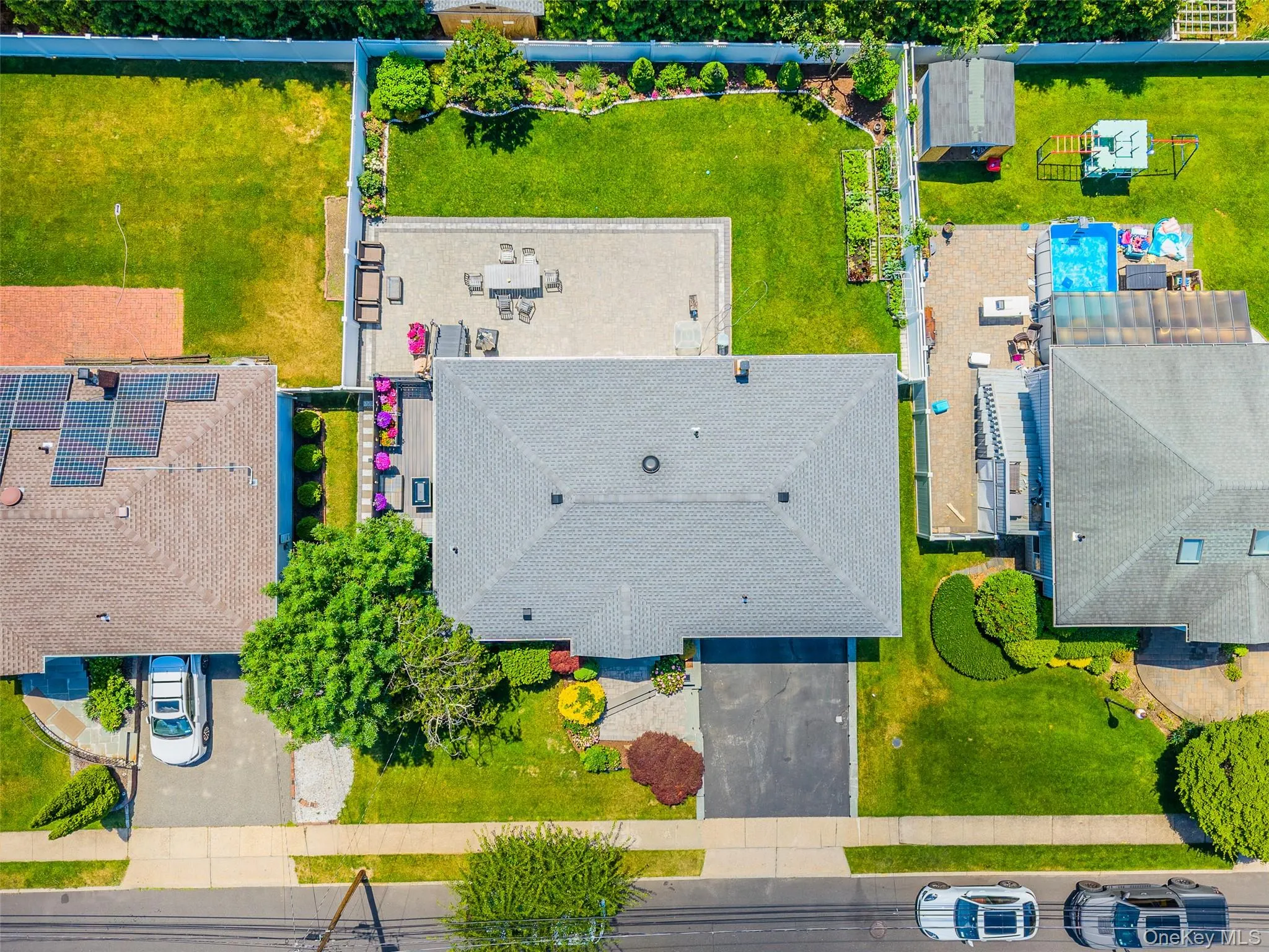 20 Russell Park Road, Oyster Bay, NY, 4 Bedrooms Bedrooms, 8 Rooms Rooms,2 BathroomsBathrooms,Residential,For Rent,Russell Park,0,1016789 20 Russell Park Road, Oyster Bay, NY, 4 Bedrooms Bedrooms, 8 Rooms Rooms,2 BathroomsBathrooms,Residential,For Rent,Russell Park,0,1016789