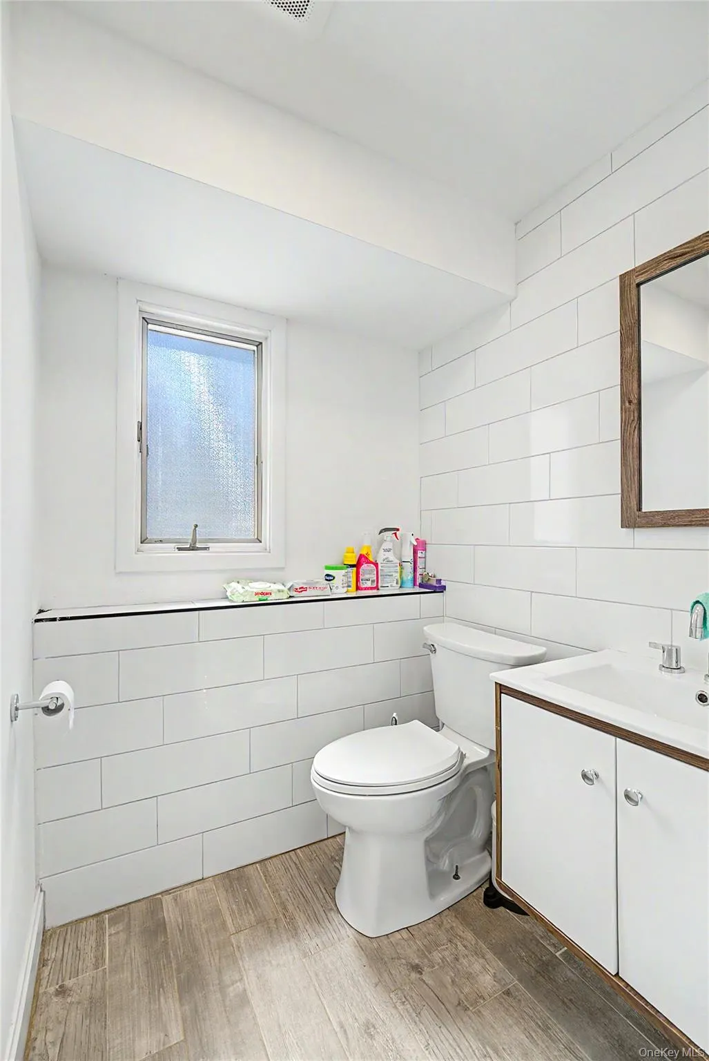 20 Russell Park Road, Oyster Bay, NY, 4 Bedrooms Bedrooms, 8 Rooms Rooms,2 BathroomsBathrooms,Residential,For Rent,Russell Park,0,1016789 20 Russell Park Road, Oyster Bay, NY, 4 Bedrooms Bedrooms, 8 Rooms Rooms,2 BathroomsBathrooms,Residential,For Rent,Russell Park,0,1016789