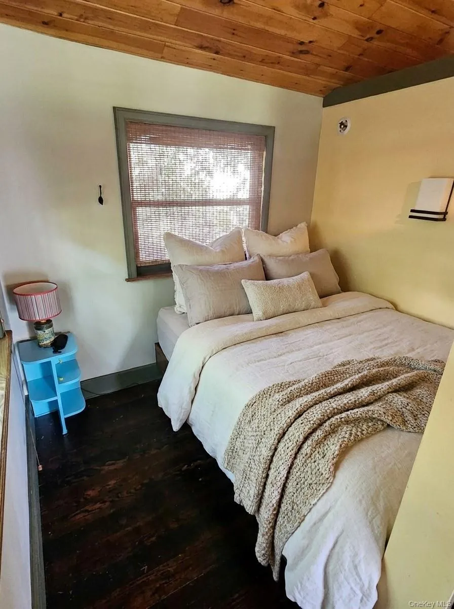 211 Brook Trail, Warwick (town), NY, 2 Bedrooms Bedrooms, 1 Room Rooms,1 BathroomBathrooms,Residential,For Rent,Brook,0,1016796 211 Brook Trail, Warwick (town), NY, 2 Bedrooms Bedrooms, 1 Room Rooms,1 BathroomBathrooms,Residential,For Rent,Brook,0,1016796