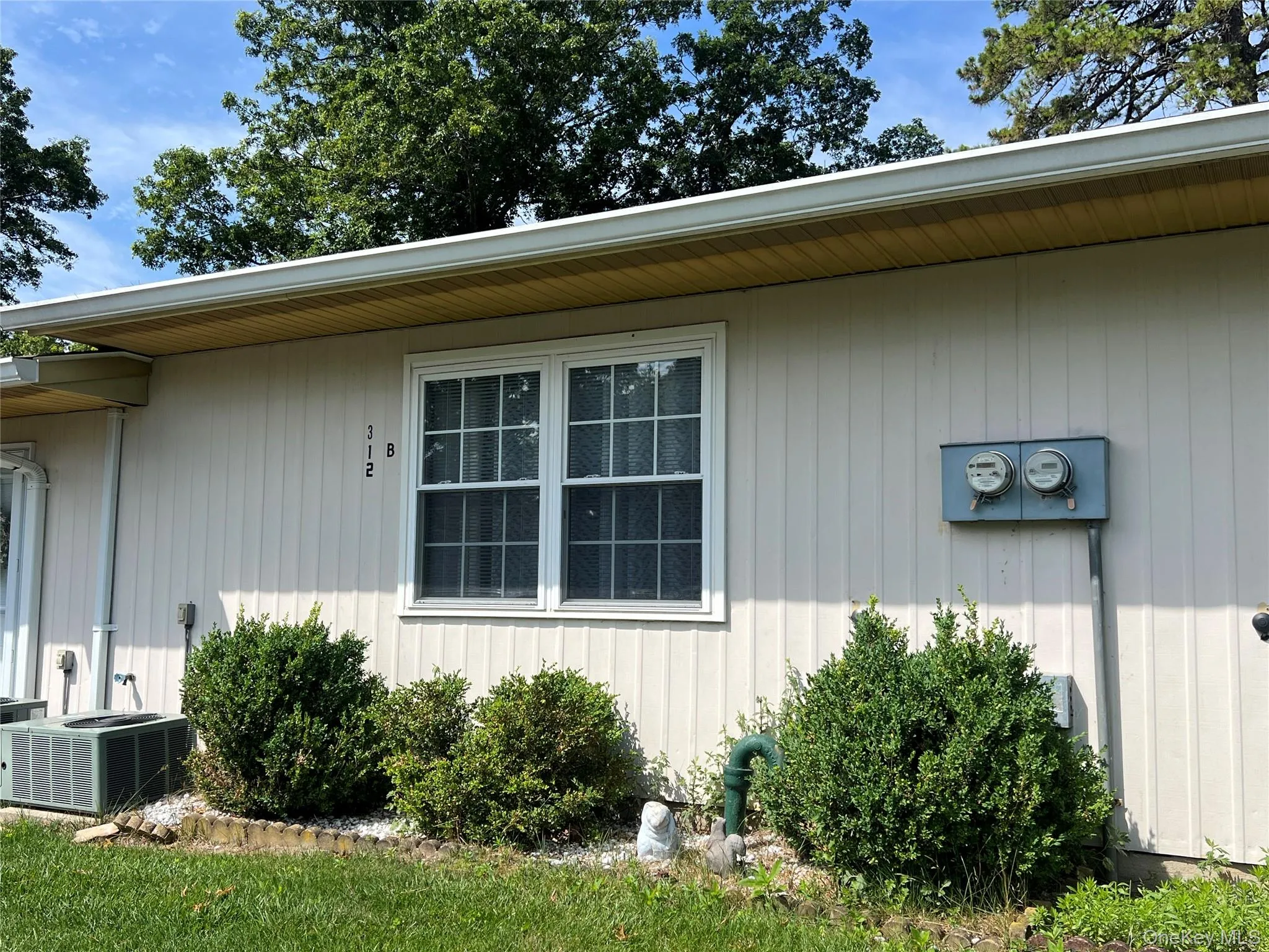 312 Woodbridge Drive, Brookhaven, NY, 1 Bedroom Bedrooms, 4 Rooms Rooms,1 BathroomBathrooms,Residential,For Rent,Woodbridge,0,KEY1016798 312 Woodbridge Drive, Brookhaven, NY, 1 Bedroom Bedrooms, 4 Rooms Rooms,1 BathroomBathrooms,Residential,For Rent,Woodbridge,0,KEY1016798