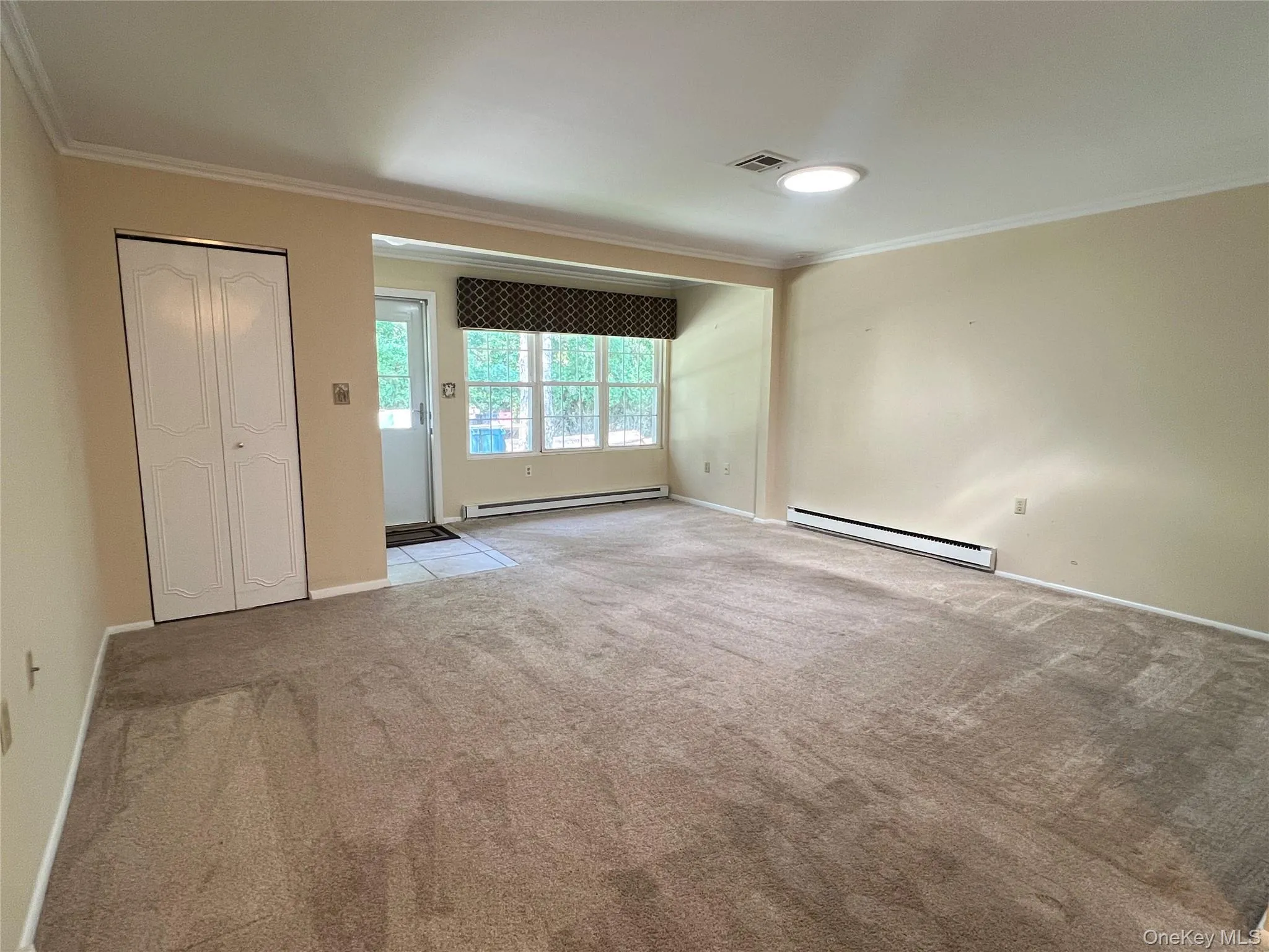 312 Woodbridge Drive, Brookhaven, NY, 1 Bedroom Bedrooms, 4 Rooms Rooms,1 BathroomBathrooms,Residential,For Rent,Woodbridge,0,KEY1016798 312 Woodbridge Drive, Brookhaven, NY, 1 Bedroom Bedrooms, 4 Rooms Rooms,1 BathroomBathrooms,Residential,For Rent,Woodbridge,0,KEY1016798