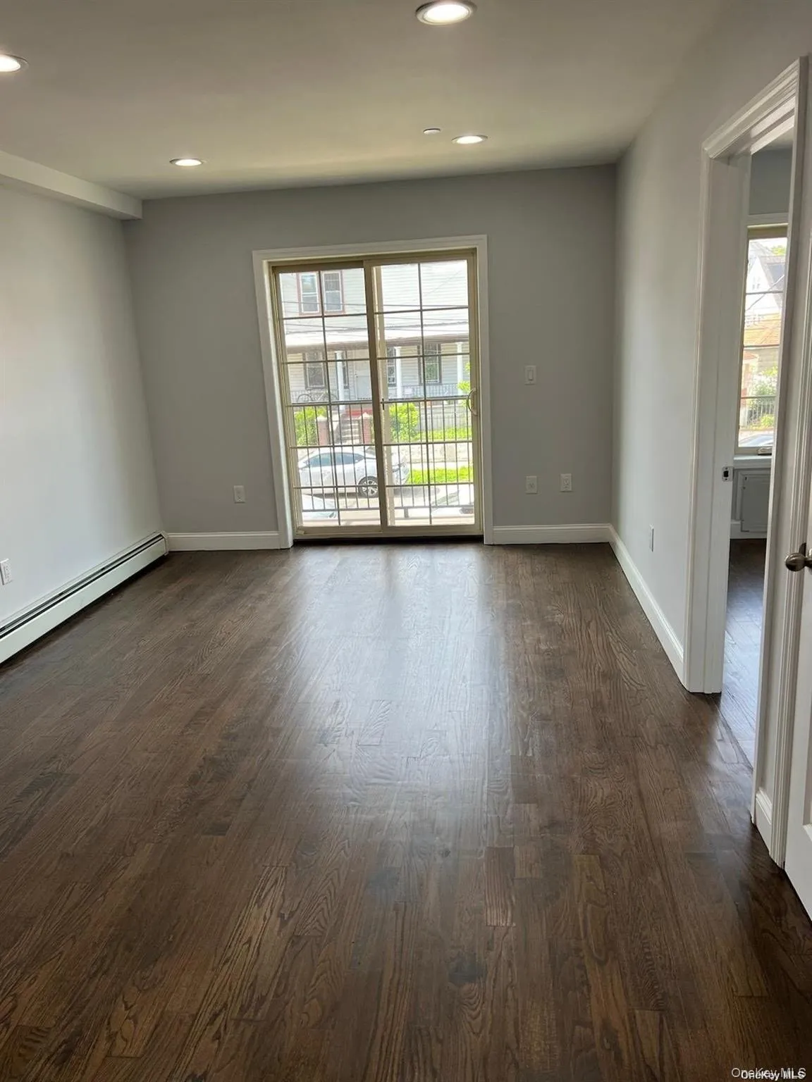196-26 91st Avenue, New York, NY, 3 Bedrooms Bedrooms, 8 Rooms Rooms,2 BathroomsBathrooms,Residential Lease,For Rent,91st,0,KEY1016799 196-26 91st Avenue, New York, NY, 3 Bedrooms Bedrooms, 8 Rooms Rooms,2 BathroomsBathrooms,Residential Lease,For Rent,91st,0,KEY1016799