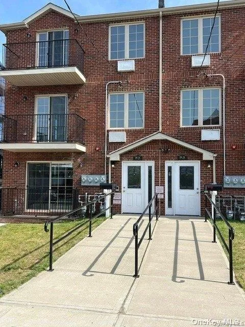 196-26 91st Avenue, New York, NY, 3 Bedrooms Bedrooms, 8 Rooms Rooms,2 BathroomsBathrooms,Residential Lease,For Rent,91st,0,KEY1016799 196-26 91st Avenue, New York, NY, 3 Bedrooms Bedrooms, 8 Rooms Rooms,2 BathroomsBathrooms,Residential Lease,For Rent,91st,0,KEY1016799