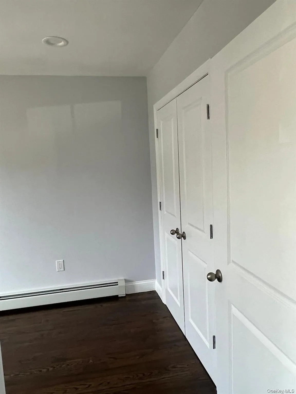196-26 91st Avenue, New York, NY, 3 Bedrooms Bedrooms, 8 Rooms Rooms,2 BathroomsBathrooms,Residential Lease,For Rent,91st,0,KEY1016799 196-26 91st Avenue, New York, NY, 3 Bedrooms Bedrooms, 8 Rooms Rooms,2 BathroomsBathrooms,Residential Lease,For Rent,91st,0,KEY1016799