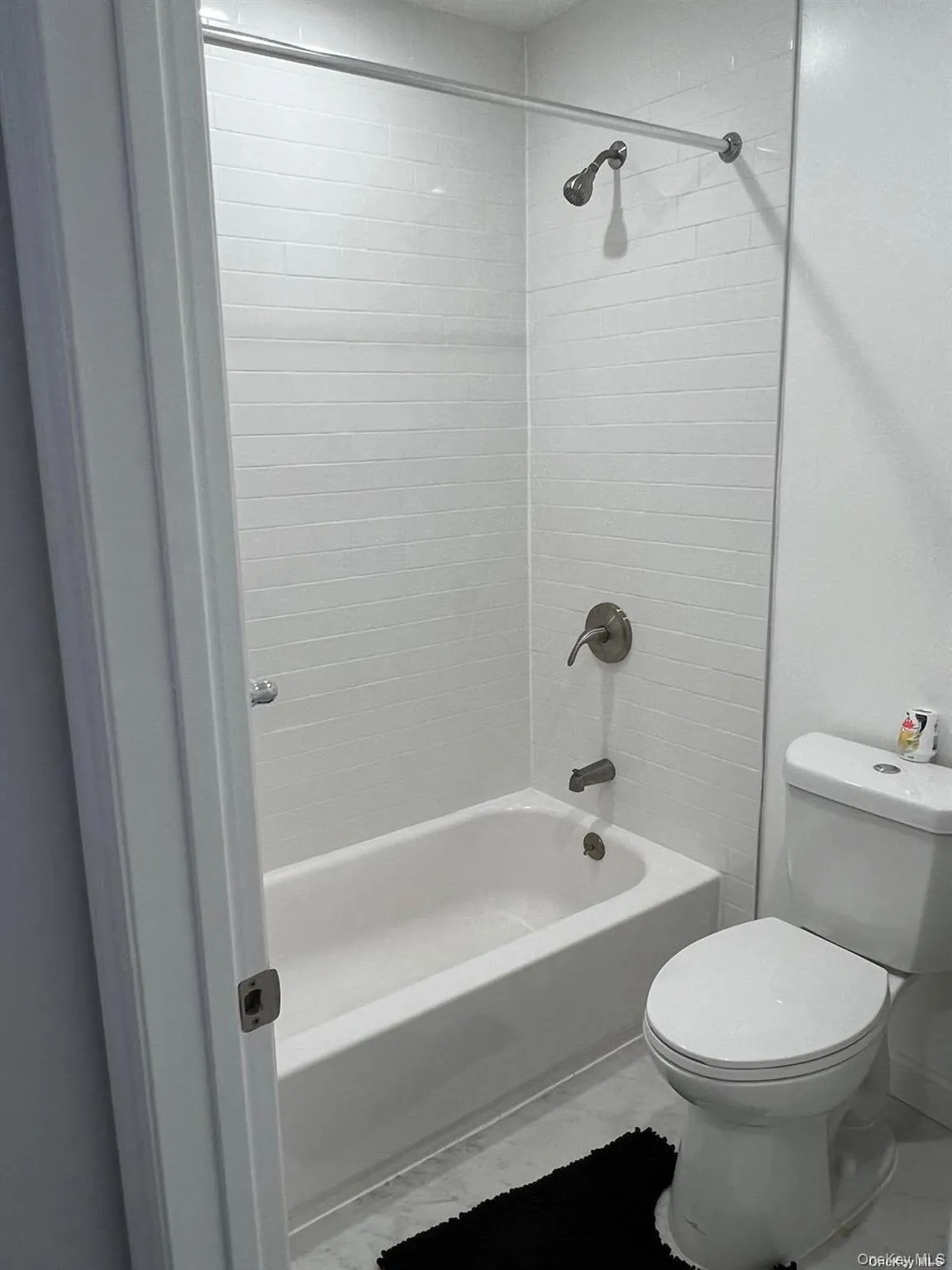 196-26 91st Avenue, New York, NY, 3 Bedrooms Bedrooms, 8 Rooms Rooms,2 BathroomsBathrooms,Residential Lease,For Rent,91st,0,KEY1016799 196-26 91st Avenue, New York, NY, 3 Bedrooms Bedrooms, 8 Rooms Rooms,2 BathroomsBathrooms,Residential Lease,For Rent,91st,0,KEY1016799