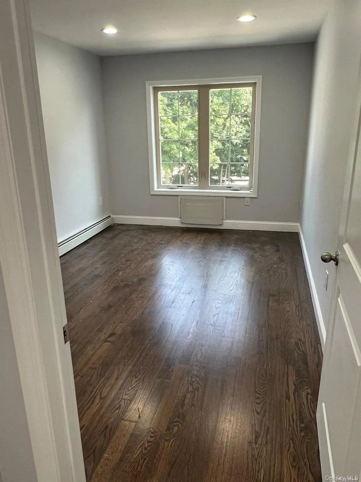 196-26 91st Avenue, New York, NY, 3 Bedrooms Bedrooms, 8 Rooms Rooms,2 BathroomsBathrooms,Residential Lease,For Rent,91st,0,KEY1016799 196-26 91st Avenue, New York, NY, 3 Bedrooms Bedrooms, 8 Rooms Rooms,2 BathroomsBathrooms,Residential Lease,For Rent,91st,0,KEY1016799