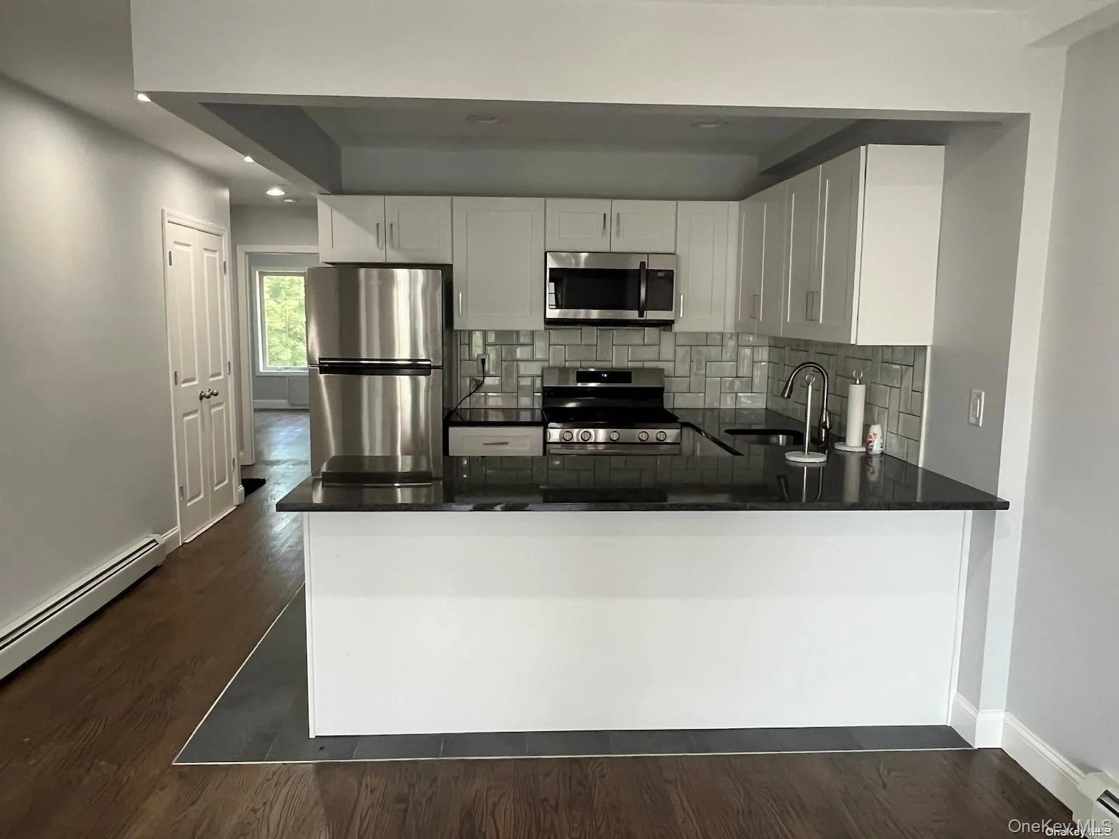 196-26 91st Avenue, New York, NY, 3 Bedrooms Bedrooms, 8 Rooms Rooms,2 BathroomsBathrooms,Residential Lease,For Rent,91st,0,KEY1016799 196-26 91st Avenue, New York, NY, 3 Bedrooms Bedrooms, 8 Rooms Rooms,2 BathroomsBathrooms,Residential Lease,For Rent,91st,0,KEY1016799