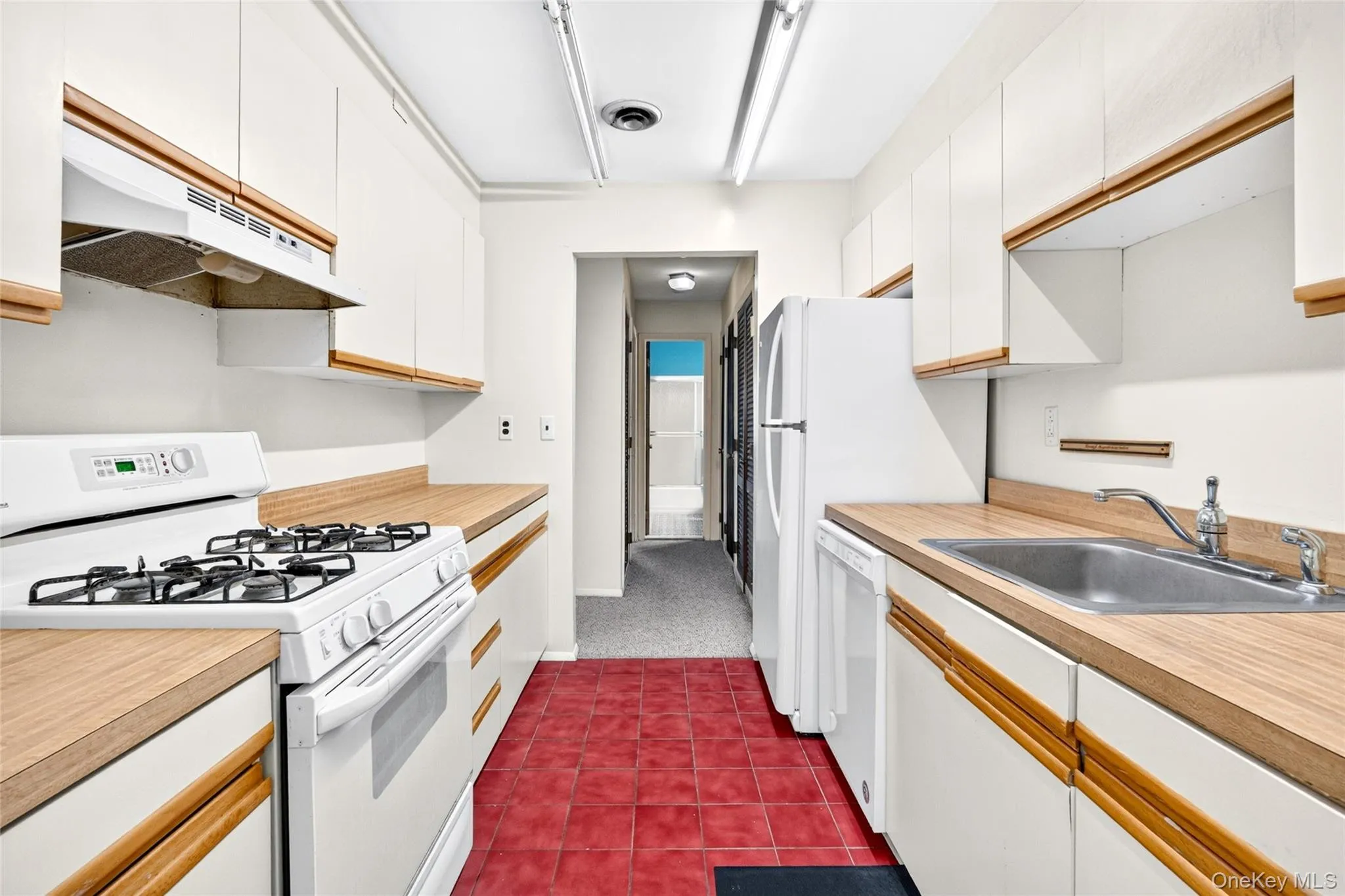101 Town Hill Road, Clarkstown, NY, 1 Bedroom Bedrooms, 5 Rooms Rooms,1 BathroomBathrooms,Residential Lease,For Rent,Town Hill,0,1016801 101 Town Hill Road, Clarkstown, NY, 1 Bedroom Bedrooms, 5 Rooms Rooms,1 BathroomBathrooms,Residential Lease,For Rent,Town Hill,0,1016801