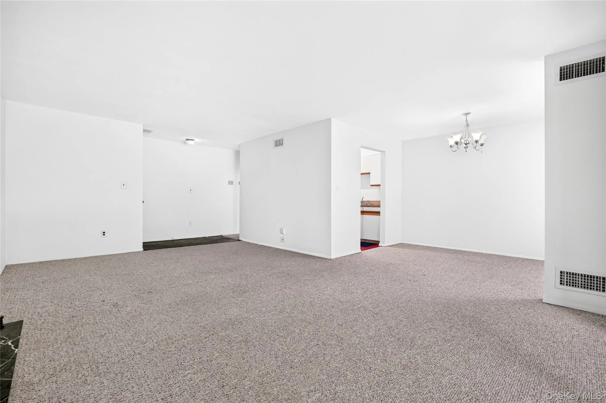 101 Town Hill Road, Clarkstown, NY, 1 Bedroom Bedrooms, 5 Rooms Rooms,1 BathroomBathrooms,Residential Lease,For Rent,Town Hill,0,1016801 101 Town Hill Road, Clarkstown, NY, 1 Bedroom Bedrooms, 5 Rooms Rooms,1 BathroomBathrooms,Residential Lease,For Rent,Town Hill,0,1016801