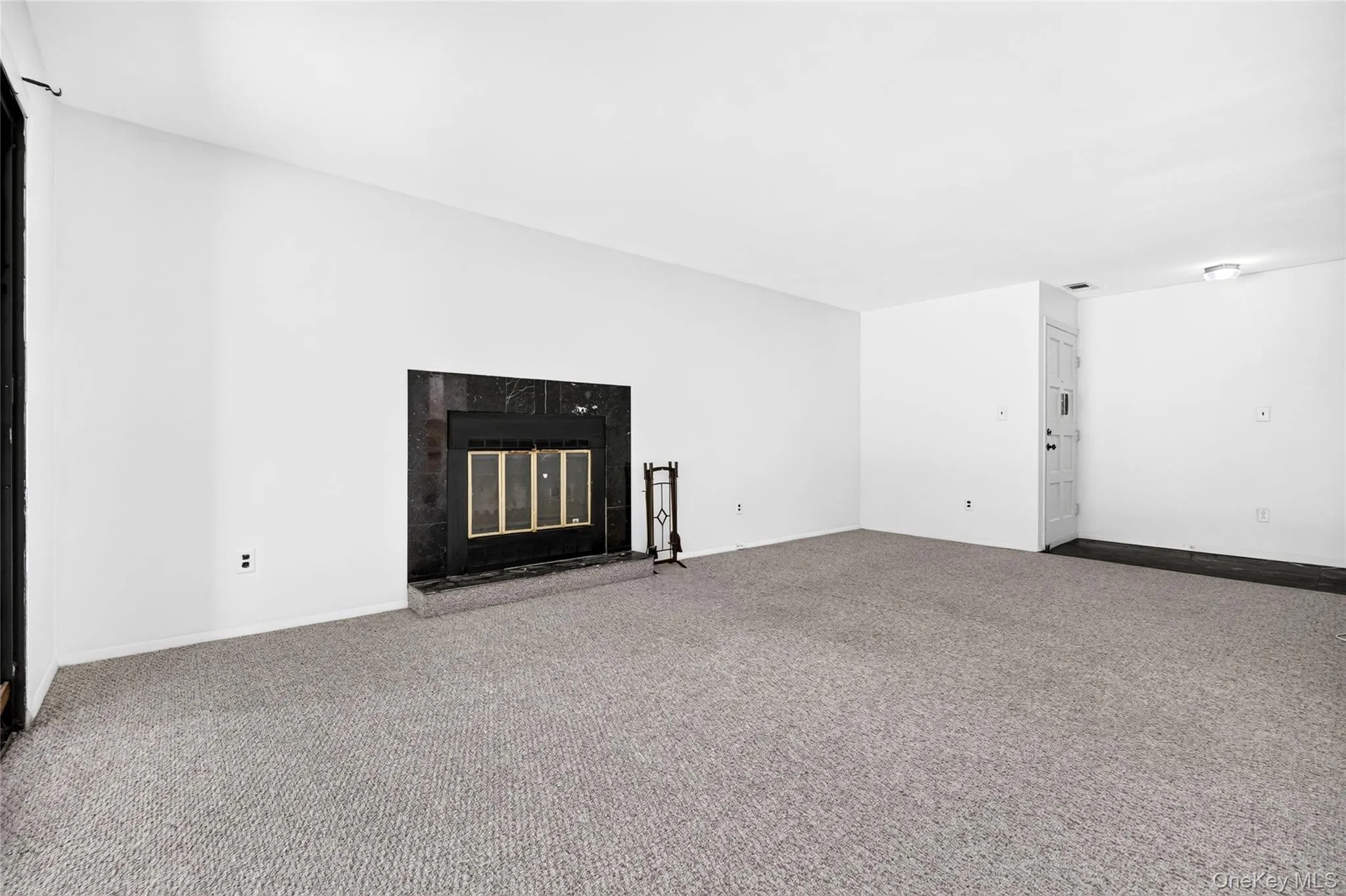 101 Town Hill Road, Clarkstown, NY, 1 Bedroom Bedrooms, 5 Rooms Rooms,1 BathroomBathrooms,Residential Lease,For Rent,Town Hill,0,1016801 101 Town Hill Road, Clarkstown, NY, 1 Bedroom Bedrooms, 5 Rooms Rooms,1 BathroomBathrooms,Residential Lease,For Rent,Town Hill,0,1016801