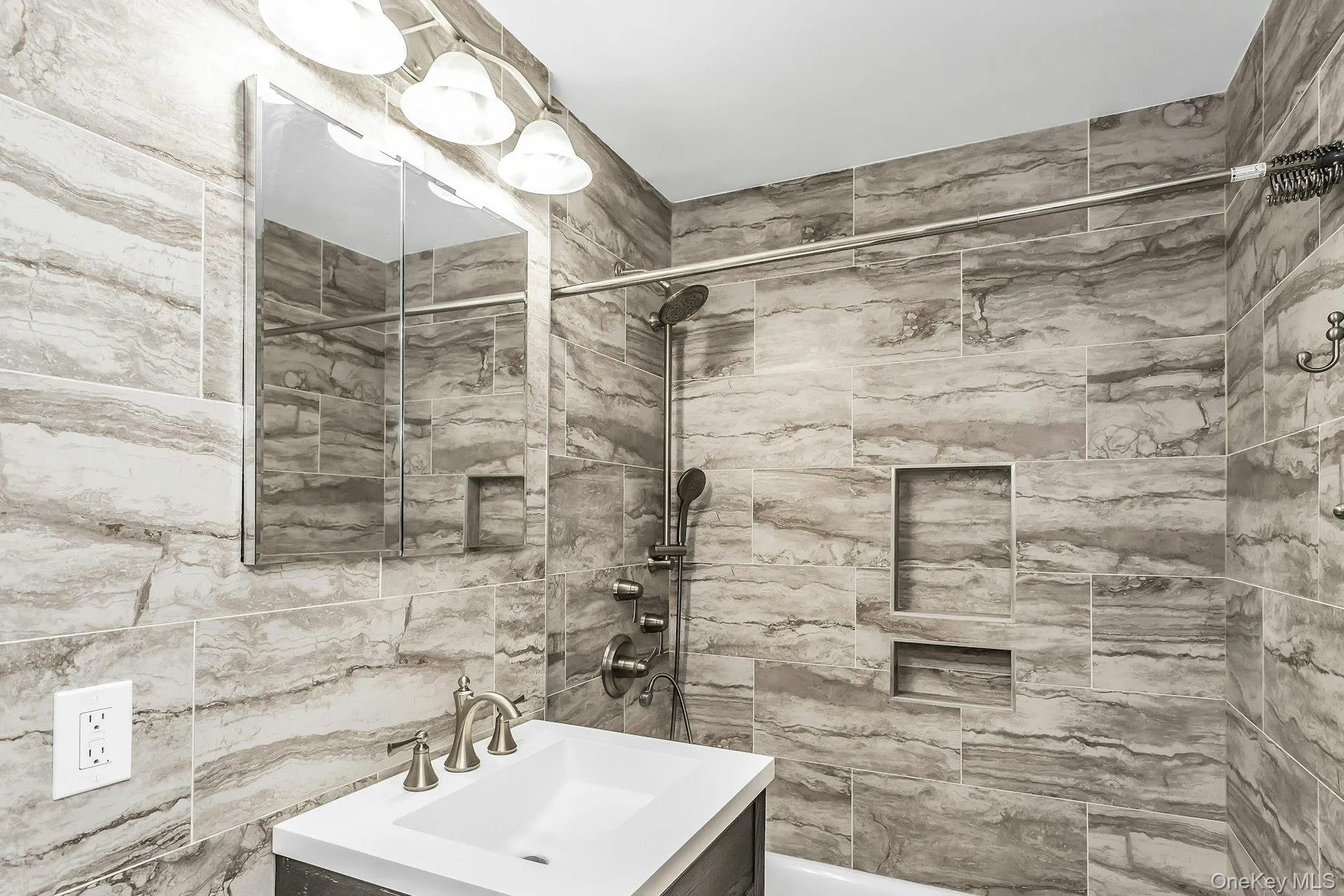 370 Broadway, Long Beach, NY, 1 Bedroom Bedrooms, 3 Rooms Rooms,1 BathroomBathrooms,Residential,For Rent,Broadway,0,1016802 370 Broadway, Long Beach, NY, 1 Bedroom Bedrooms, 3 Rooms Rooms,1 BathroomBathrooms,Residential,For Rent,Broadway,0,1016802