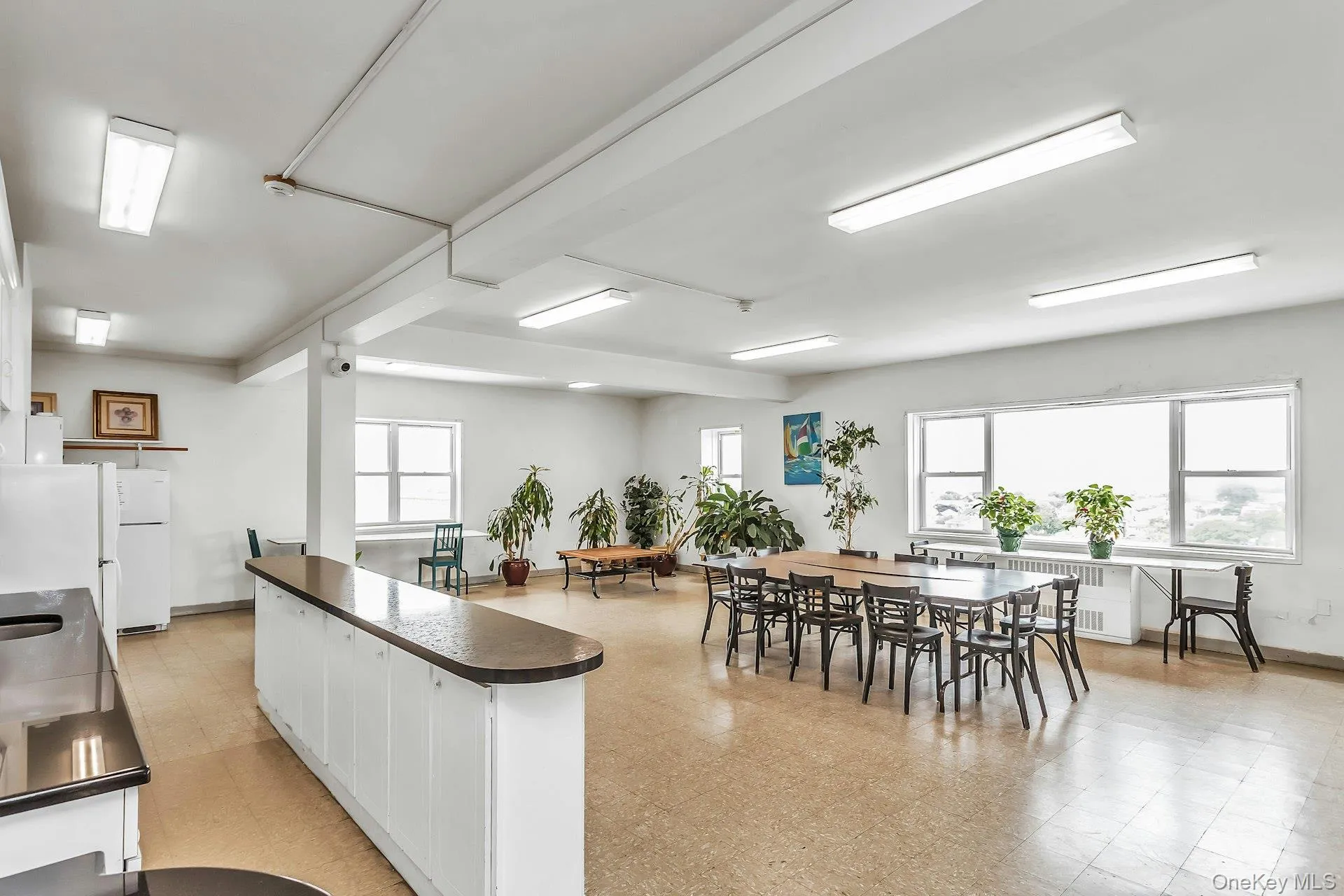 370 Broadway, Long Beach, NY, 1 Bedroom Bedrooms, 3 Rooms Rooms,1 BathroomBathrooms,Residential,For Rent,Broadway,0,1016802 370 Broadway, Long Beach, NY, 1 Bedroom Bedrooms, 3 Rooms Rooms,1 BathroomBathrooms,Residential,For Rent,Broadway,0,1016802