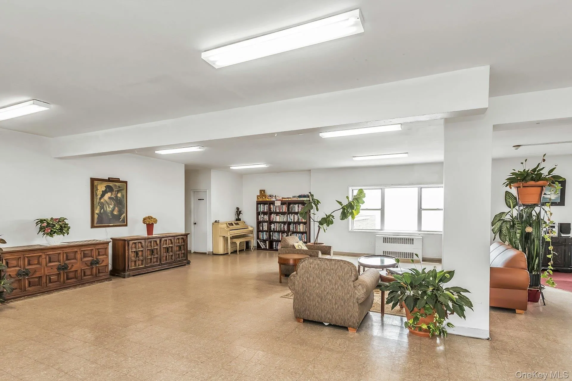 370 Broadway, Long Beach, NY, 1 Bedroom Bedrooms, 3 Rooms Rooms,1 BathroomBathrooms,Residential,For Rent,Broadway,0,1016802 370 Broadway, Long Beach, NY, 1 Bedroom Bedrooms, 3 Rooms Rooms,1 BathroomBathrooms,Residential,For Rent,Broadway,0,1016802