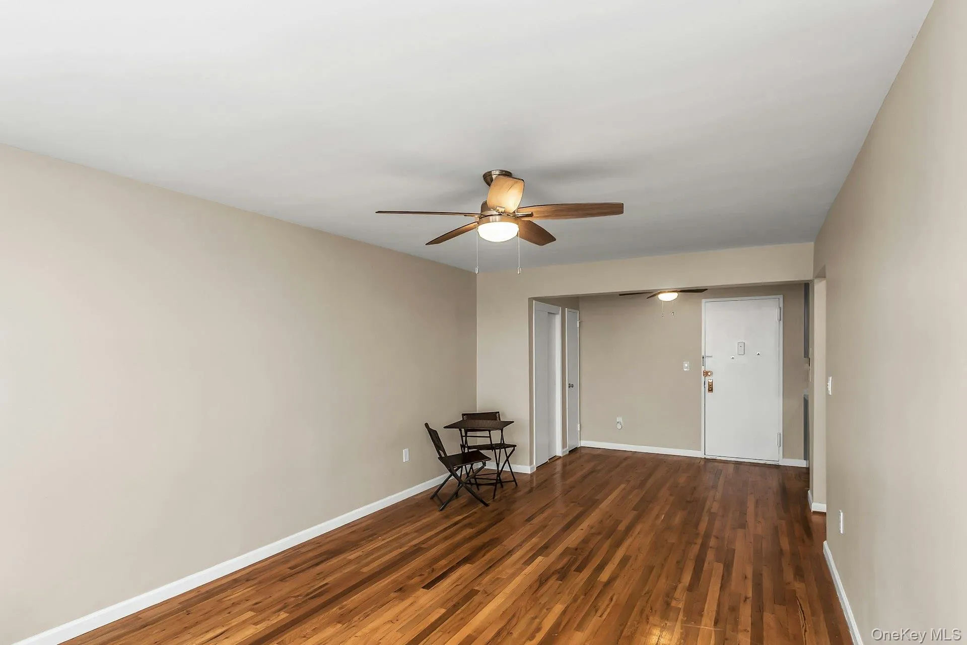 370 Broadway, Long Beach, NY, 1 Bedroom Bedrooms, 3 Rooms Rooms,1 BathroomBathrooms,Residential,For Rent,Broadway,0,1016802 370 Broadway, Long Beach, NY, 1 Bedroom Bedrooms, 3 Rooms Rooms,1 BathroomBathrooms,Residential,For Rent,Broadway,0,1016802