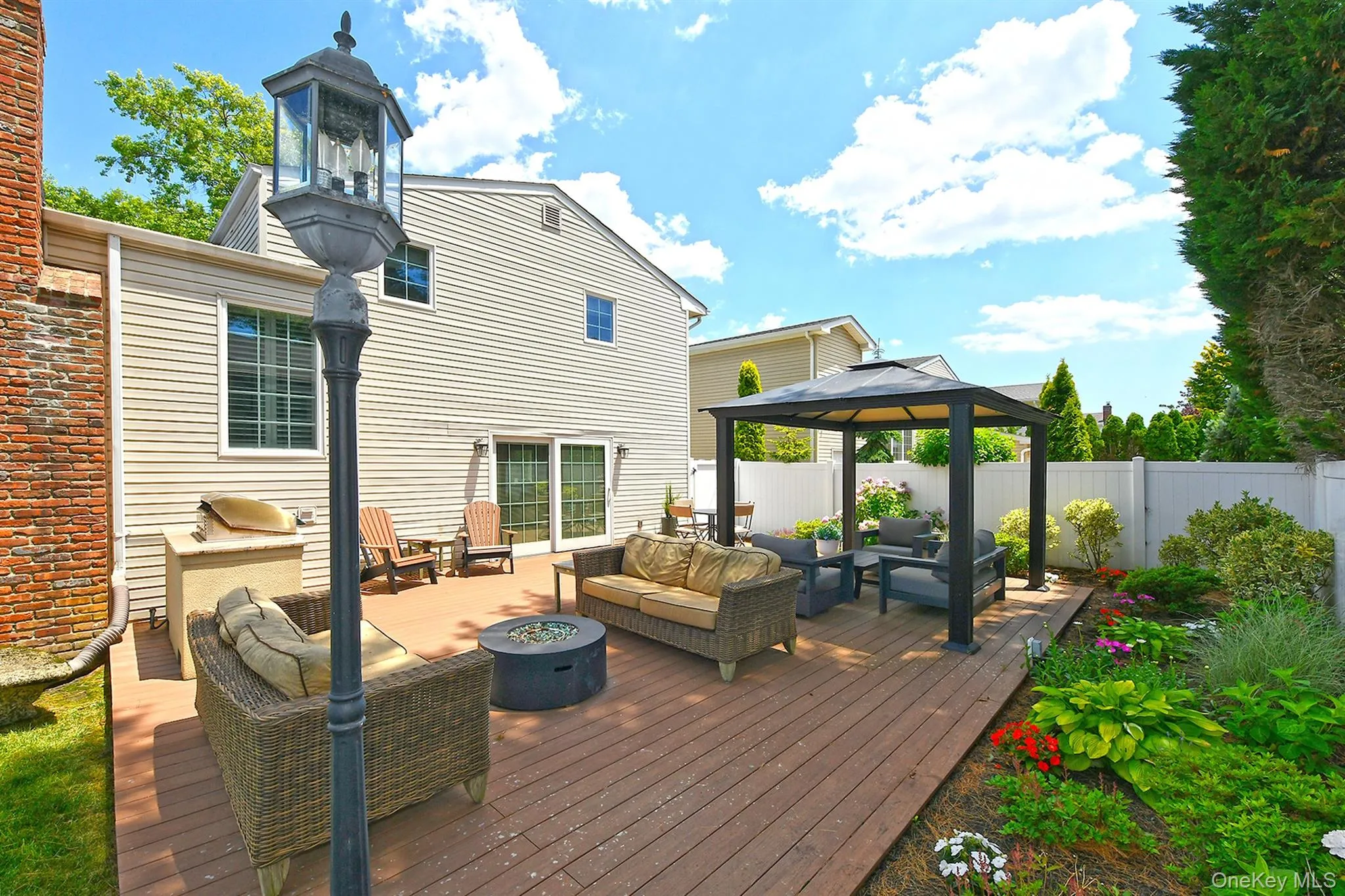 1932 Cynthia Lane, Hempstead, NY, 5 Bedrooms Bedrooms, 9 Rooms Rooms,3 BathroomsBathrooms,Residential,For Rent,Cynthia,0,KEY1016803 1932 Cynthia Lane, Hempstead, NY, 5 Bedrooms Bedrooms, 9 Rooms Rooms,3 BathroomsBathrooms,Residential,For Rent,Cynthia,0,KEY1016803