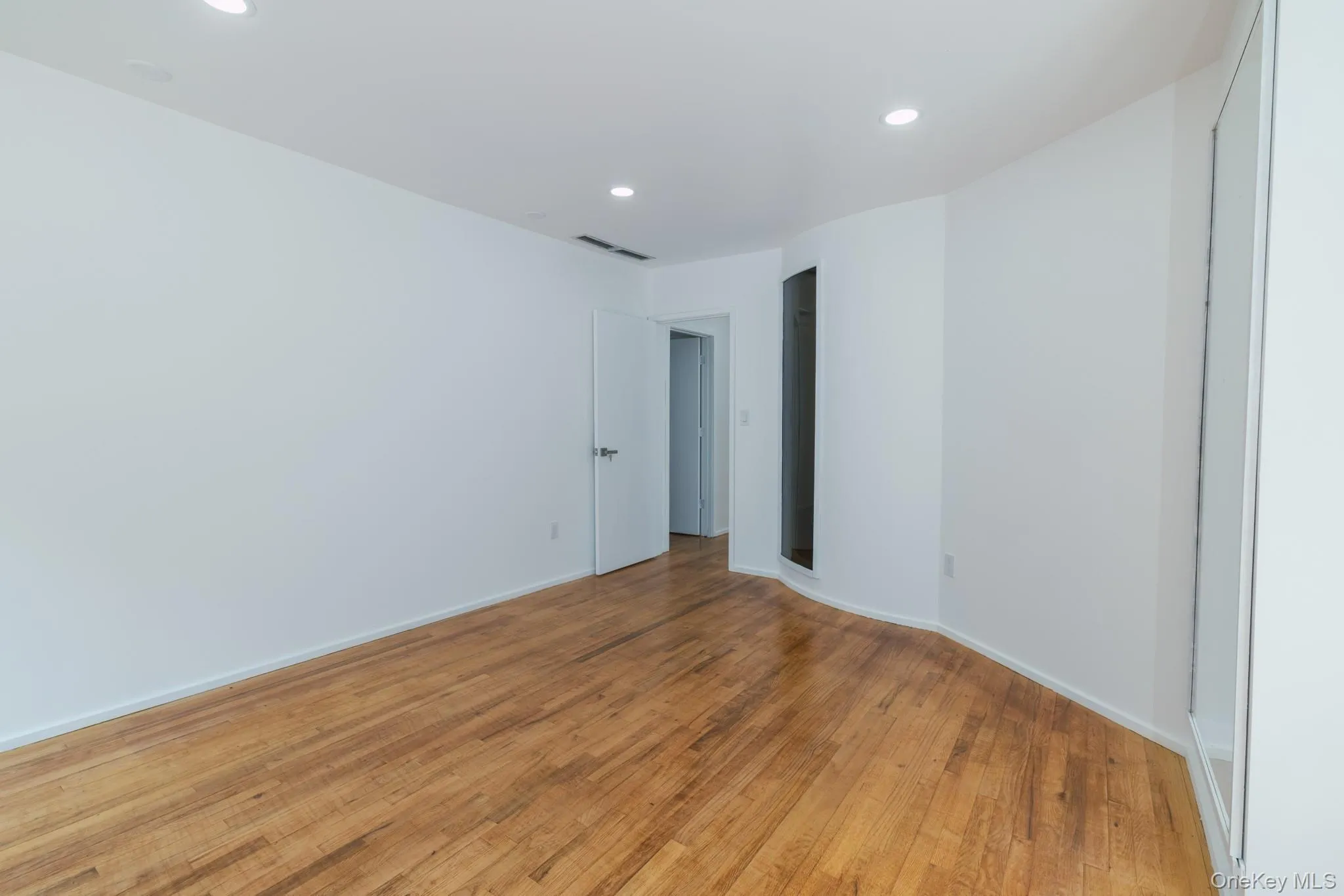 12 Lost Meadow Lane, Brookhaven, NY, 4 Bedrooms Bedrooms, 8 Rooms Rooms,2 BathroomsBathrooms,Residential,For Rent,Lost Meadow,0,1016804 12 Lost Meadow Lane, Brookhaven, NY, 4 Bedrooms Bedrooms, 8 Rooms Rooms,2 BathroomsBathrooms,Residential,For Rent,Lost Meadow,0,1016804