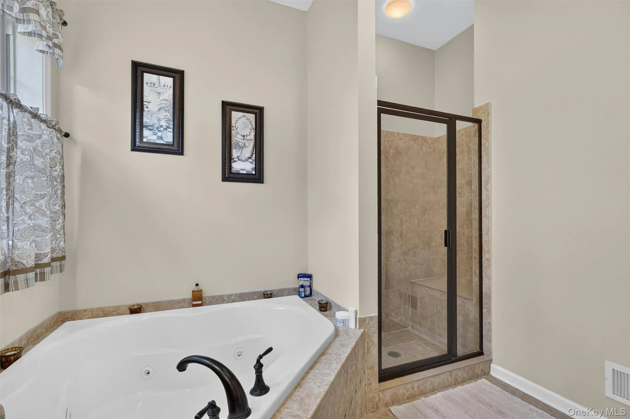62 Marcy Lane, East Fishkill, NY, 4 Bedrooms Bedrooms, 10 Rooms Rooms,3 BathroomsBathrooms,Residential,For Rent,Marcy,0,1016805 62 Marcy Lane, East Fishkill, NY, 4 Bedrooms Bedrooms, 10 Rooms Rooms,3 BathroomsBathrooms,Residential,For Rent,Marcy,0,1016805