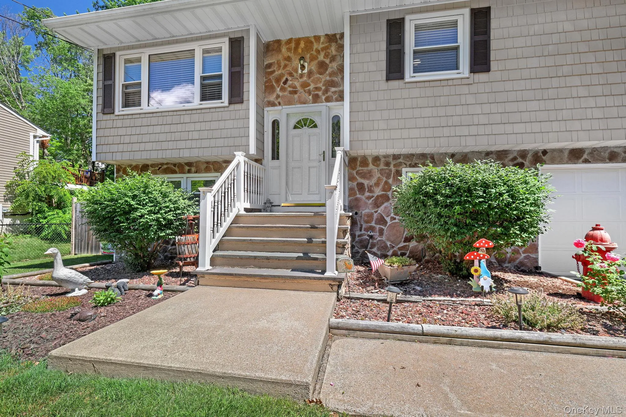 11 Danspence Road, Poughkeepsie (town), NY, 4 Bedrooms Bedrooms, 5 Rooms Rooms,2 BathroomsBathrooms,Residential,For Rent,Danspence,0,KEY1016806 11 Danspence Road, Poughkeepsie (town), NY, 4 Bedrooms Bedrooms, 5 Rooms Rooms,2 BathroomsBathrooms,Residential,For Rent,Danspence,0,KEY1016806