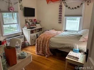 1 bedroom on main level 1 bedroom on main level