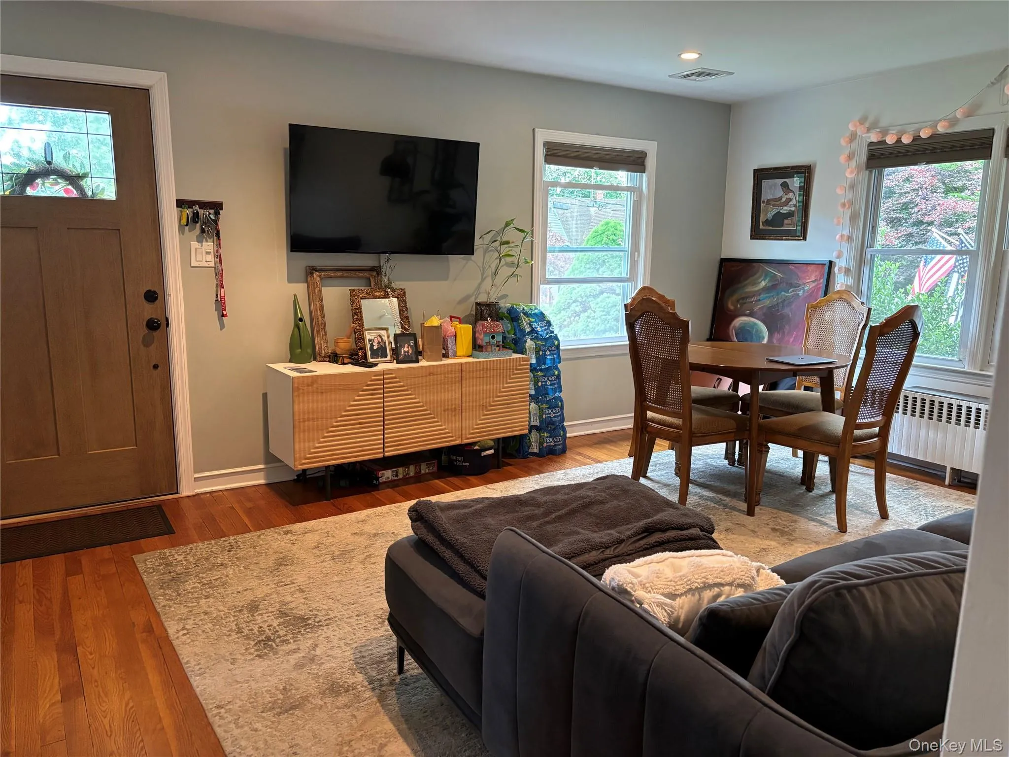 Hardwood floors Hardwood floors