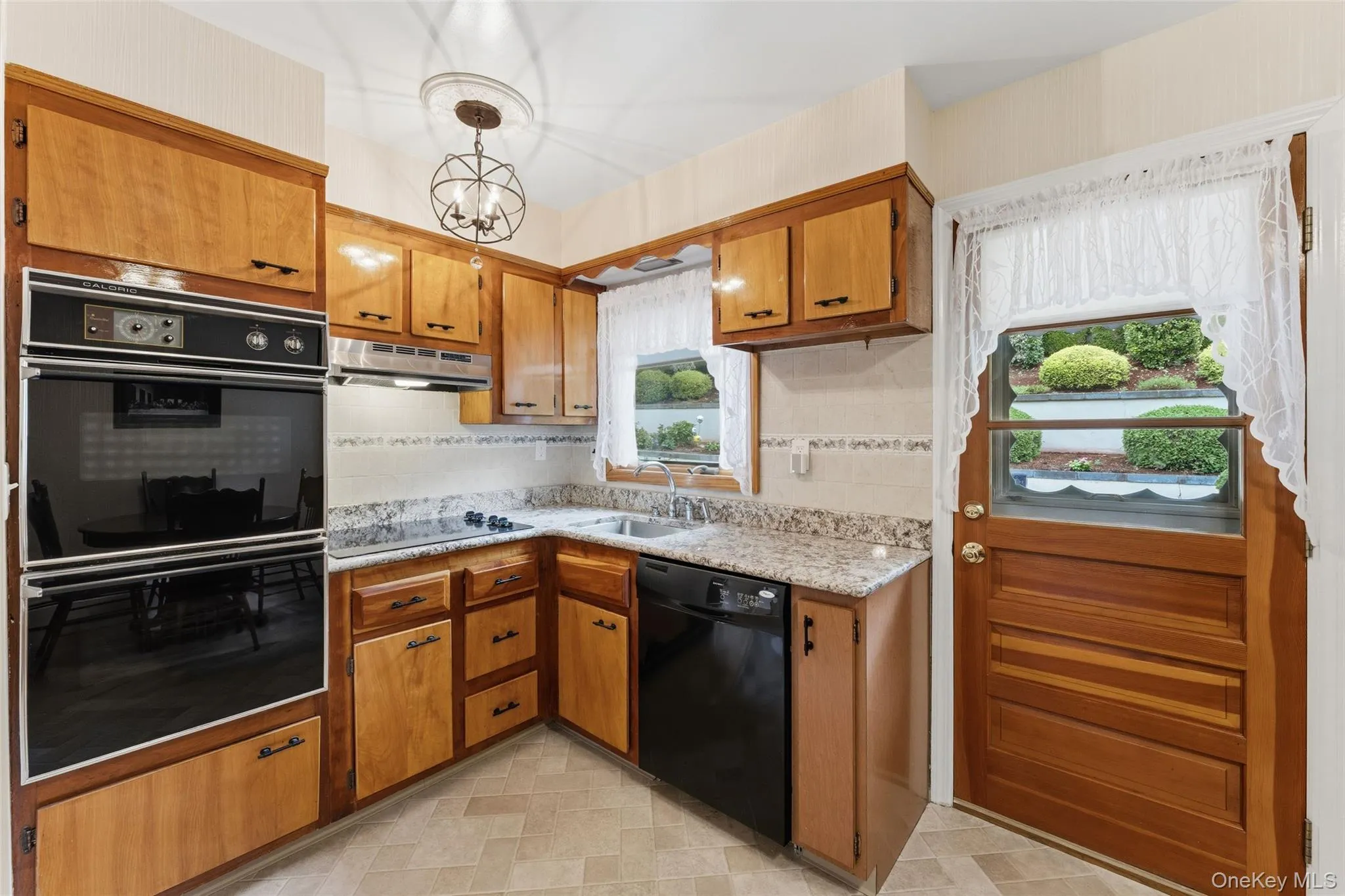 Kitchen View. Kitchen View.