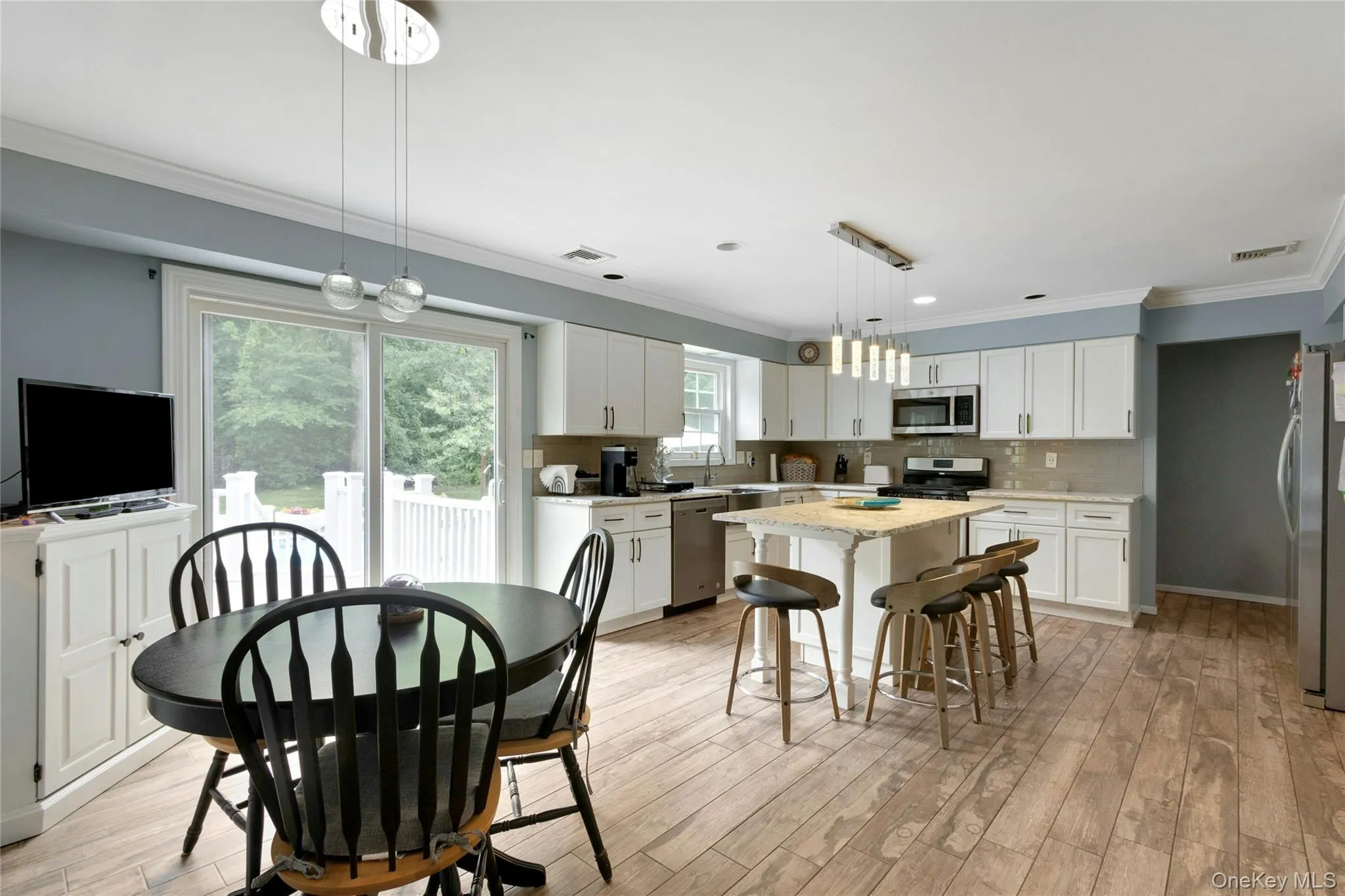 7 Cranford Road, Clarkstown, NY, 5 Bedrooms Bedrooms, 10 Rooms Rooms,4 BathroomsBathrooms,Residential,For Rent,Cranford,0,1016811 7 Cranford Road, Clarkstown, NY, 5 Bedrooms Bedrooms, 10 Rooms Rooms,4 BathroomsBathrooms,Residential,For Rent,Cranford,0,1016811